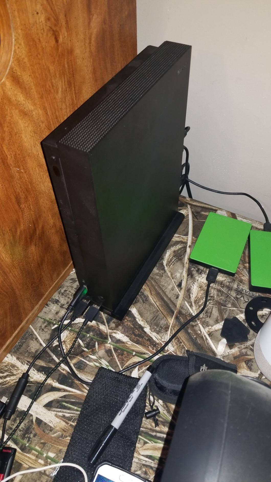 FASTSNAIL Vertical Stand with Cooling Fan for Xbox One X Console - Black customer photo 2