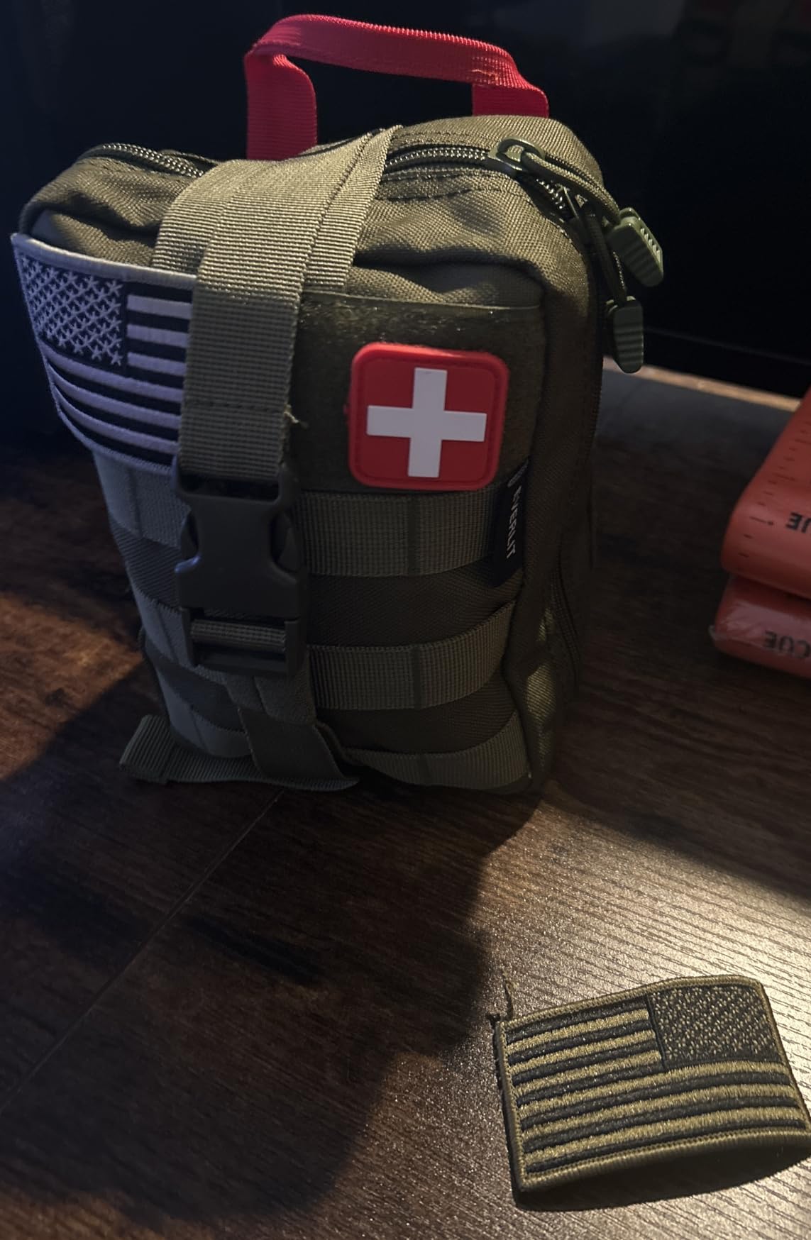 EVERLIT 250 Pcs Survival First Aid Kit customer photo 1
