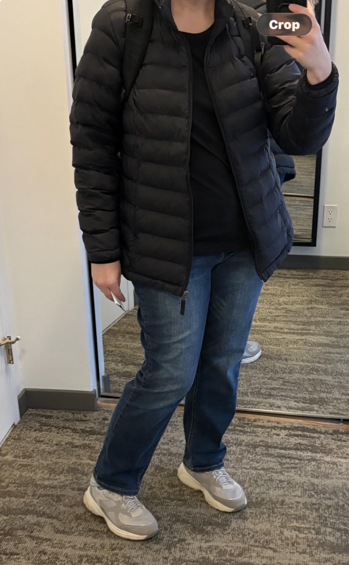 Amazon Essentials Women's Lightweight Long-Sleeve Water-Resistant Packable Puffer Jacket (Available in Plus Size) customer photo 2