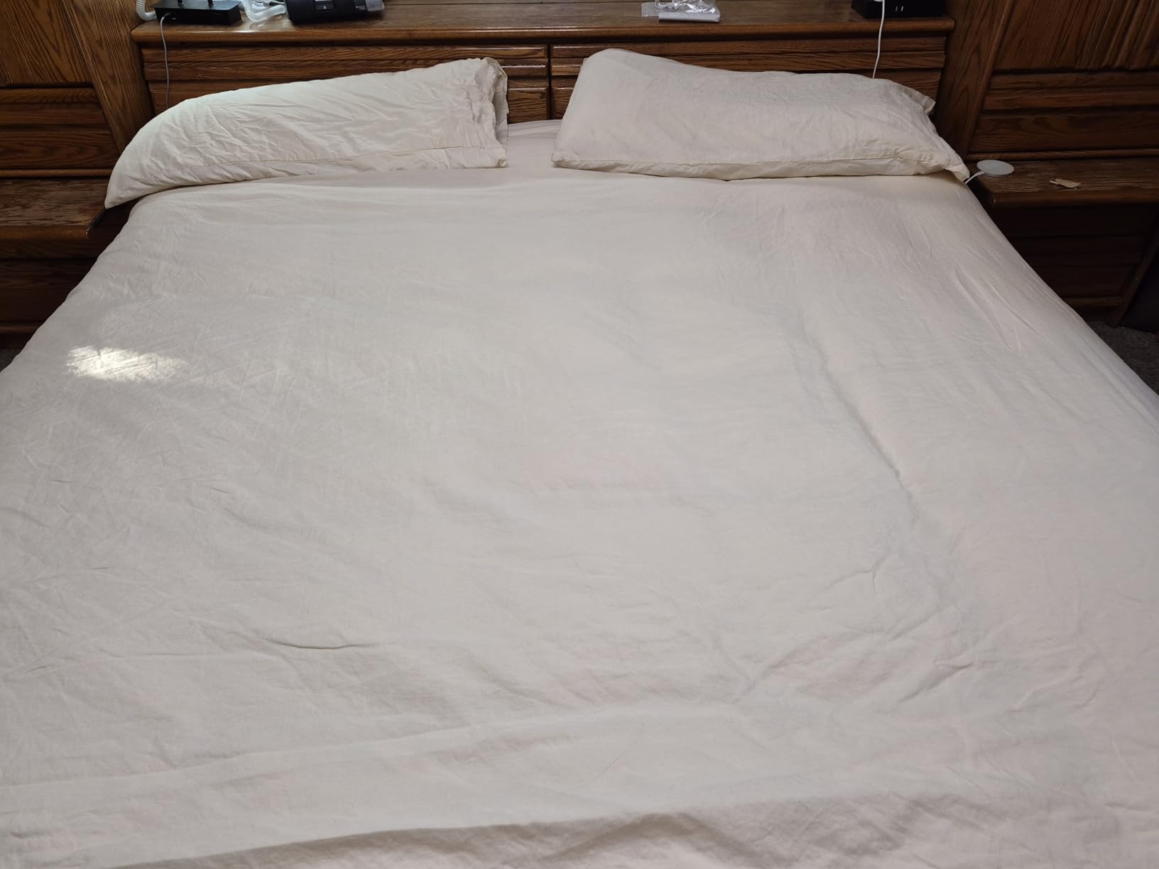 California Design Den Luxury Queen Duvet Cover Set, White | Soft 400 Thread Count 100% Cotton Sateen Backed by GH Seal, Duvet Cover & Pillow Sham 3 Pc Set, Button Closure & Corner Ties customer photo 1