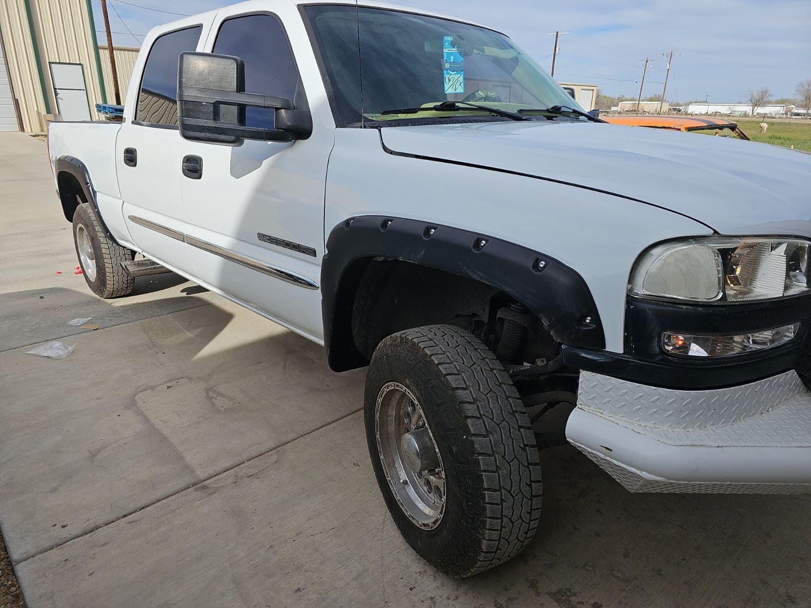 LEDKINGDOMUS Fender Flares Kit Compatible for 1999-2006 Chevy Silverado | Fit for GMC Sierra (Incl. 2007 Classic Models), Smooth Black Finish Pocket Rivet Style customer photo 1