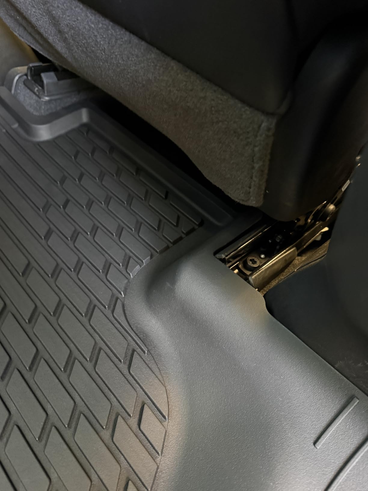 3W Floor Mats for 2013-2018 Dodge Ram 1500/2500/3500 Crew Cab | & 2019-2024 Dodge Ram 1500 Classic Crew Cab All Weather TPE Custome Fit Accessories Floor Liner for 1500 Full Set customer photo 1