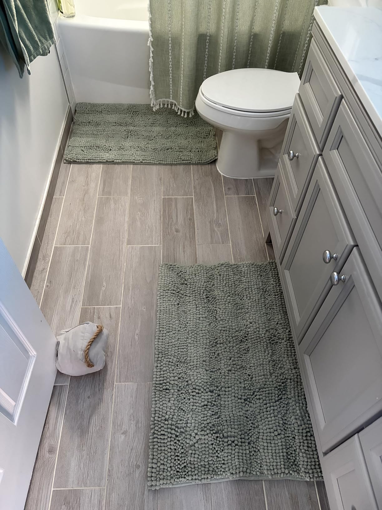 H.VERSAILTEX Grey Bathroom Rug Set Bath Mats, 2 Piece Bath Rugs Non Slip Thick Soft Chenille Striped Bath Rug Set, Bath Mats for Bathroom Sets (Grey, 20