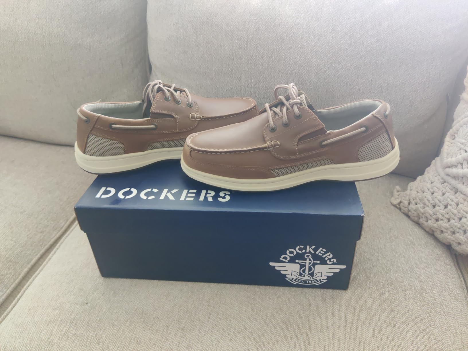 DOCKERS Mens Beacon Classic Leather Boat Shoes with Stain Defender customer photo 2
