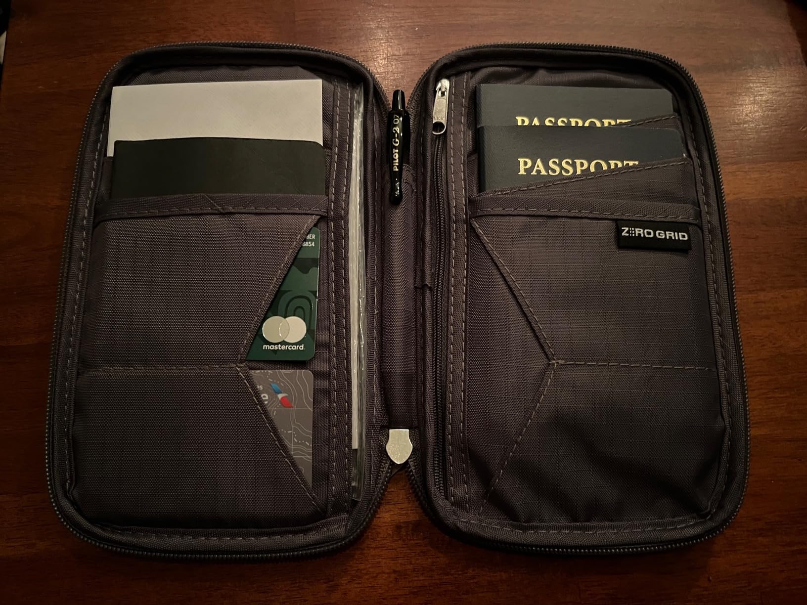 Zero Grid RFID Passport Holder for Passports & Cards, Zippered, Grey customer photo 1