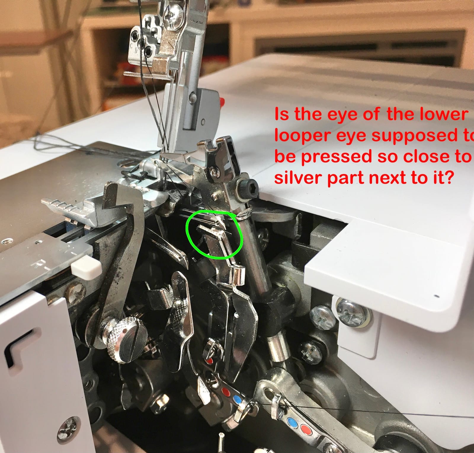 Bernette B48 Funlock Serger Coverstitch Overlock Machine | Heavy Duty Sewing Quilting Performance for Beginners and Professionals | 23 Stitches LED Light 1300 SPM Easy Threading Knife Control customer photo 1