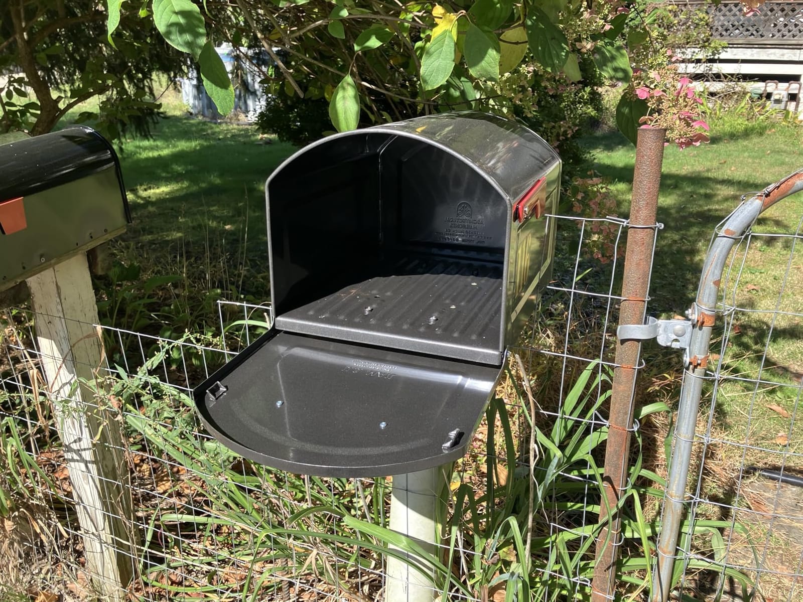 Architectural Mailboxes 950020P-10 Centennial Post Mount Mailbox, Extra Large, Pewter customer photo 1