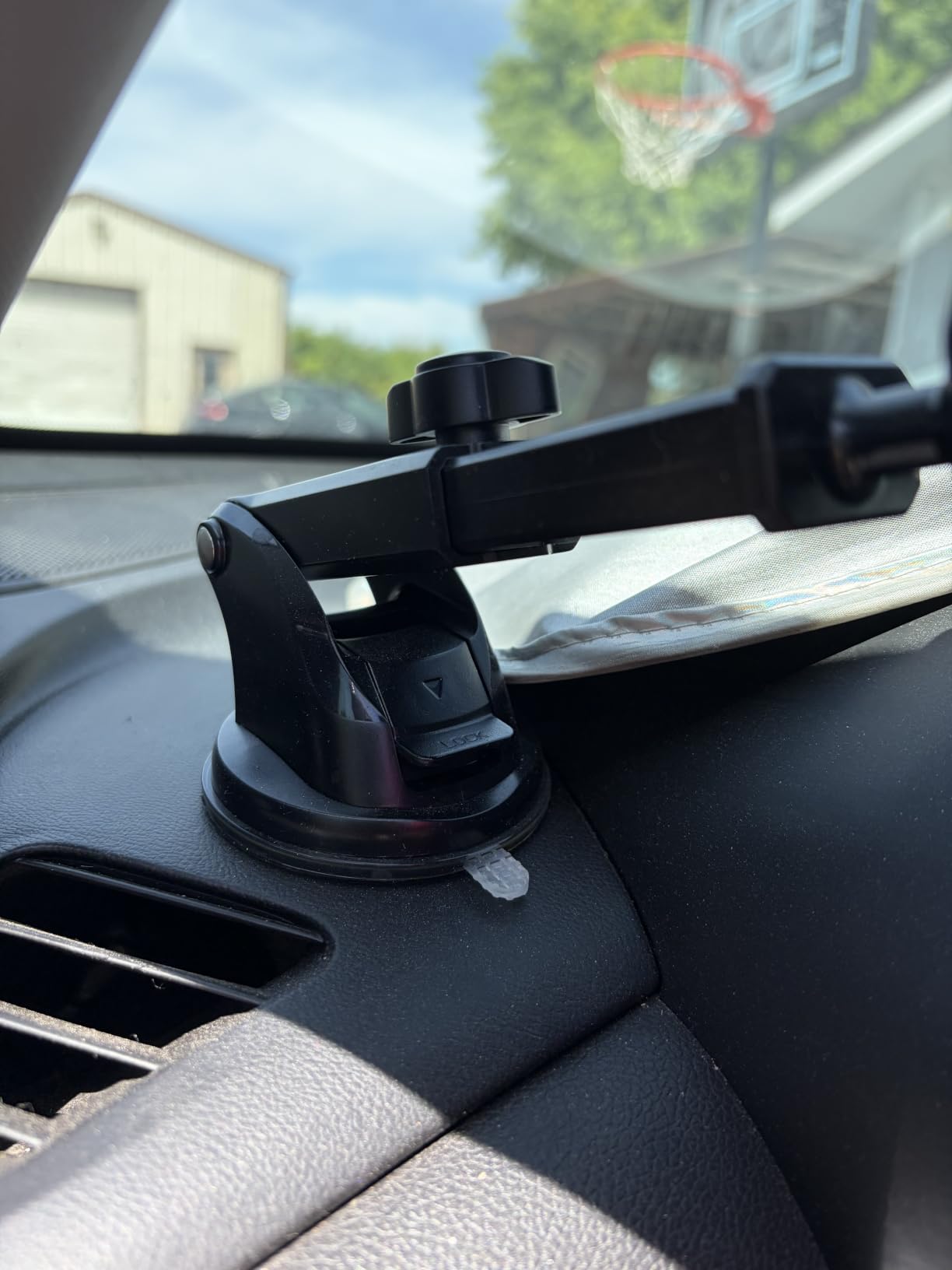 VANMASS【85+LBS Strongest Suction & Military-Grade Ultimate Car Phone Mount | 【Patent & Safety Certs】 Cell Phone Holder for Dash Windshield Vent for iPhone 17 Pro Max Automobile Interior Sets, Ink Black customer photo 2