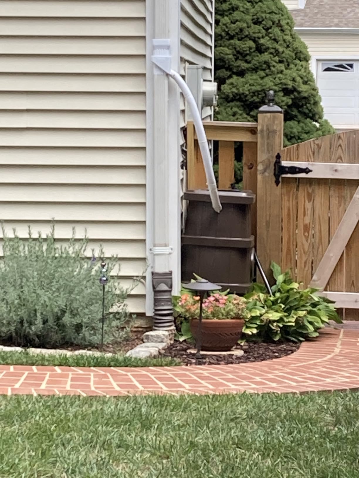 FCMP Outdoor Slim Line Design Rain Barrel, 45 Gallon, Brown | Wood Grain Design - Outdoor Home Rainwater Catcher Flat Back Container with Spigots and Mesh Screen customer photo 2