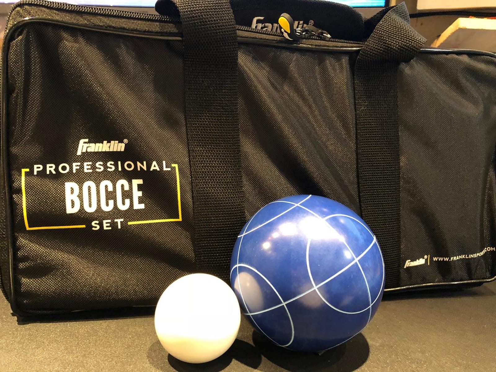 Franklin Sports Bocce Ball Set - 8 All Weather Bocce Balls and 1 Pallino - Beach, Backyard Lawn or Outdoor Party Game - Professional, American, and Starter Set Options customer photo 2
