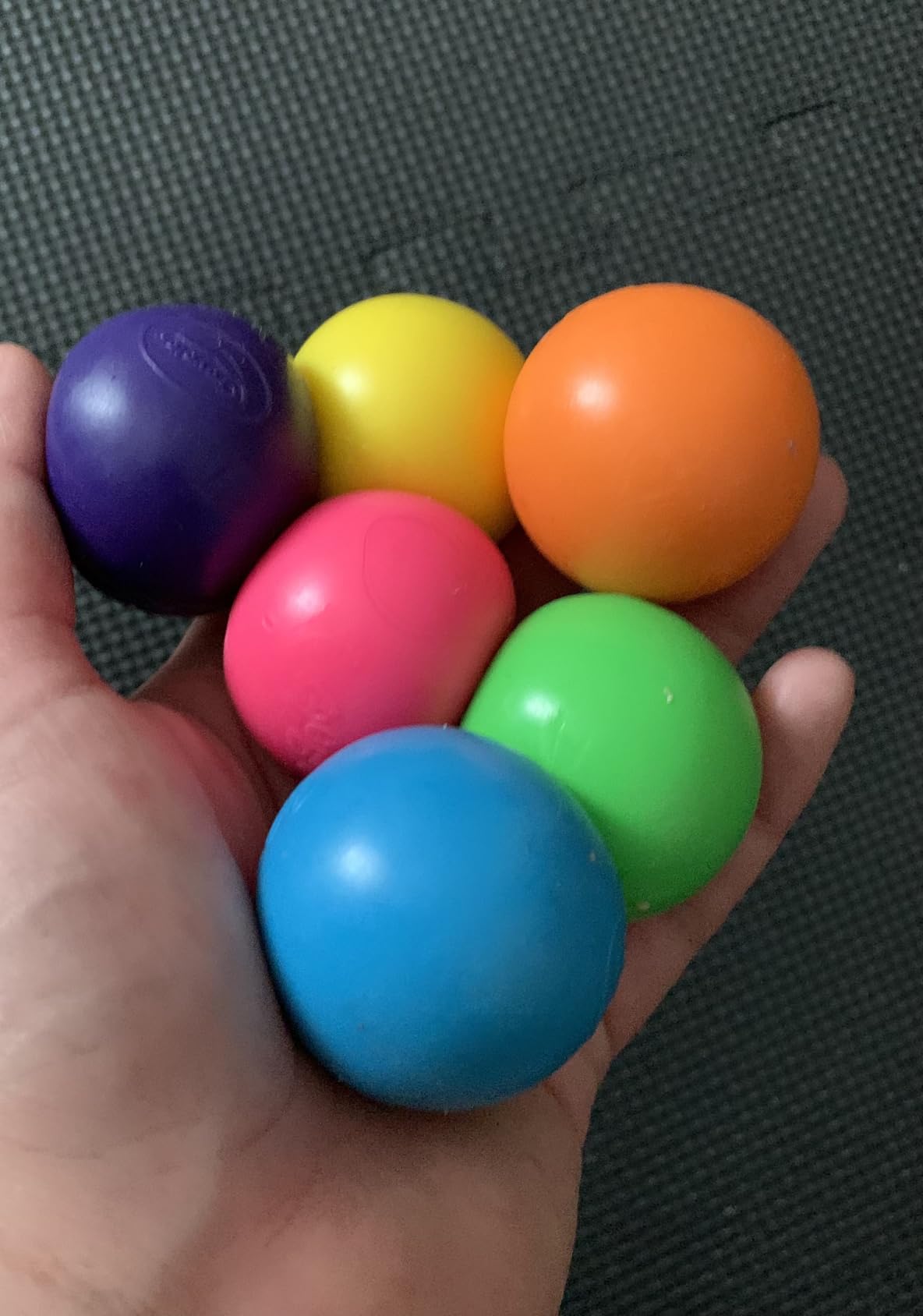 Crayola Globbles Fidget Toy (6ct), Sticky Stress Ball for Adults & Kids, Squishy Balls, Calming Sensory Gifts for Stress Relief customer photo 1