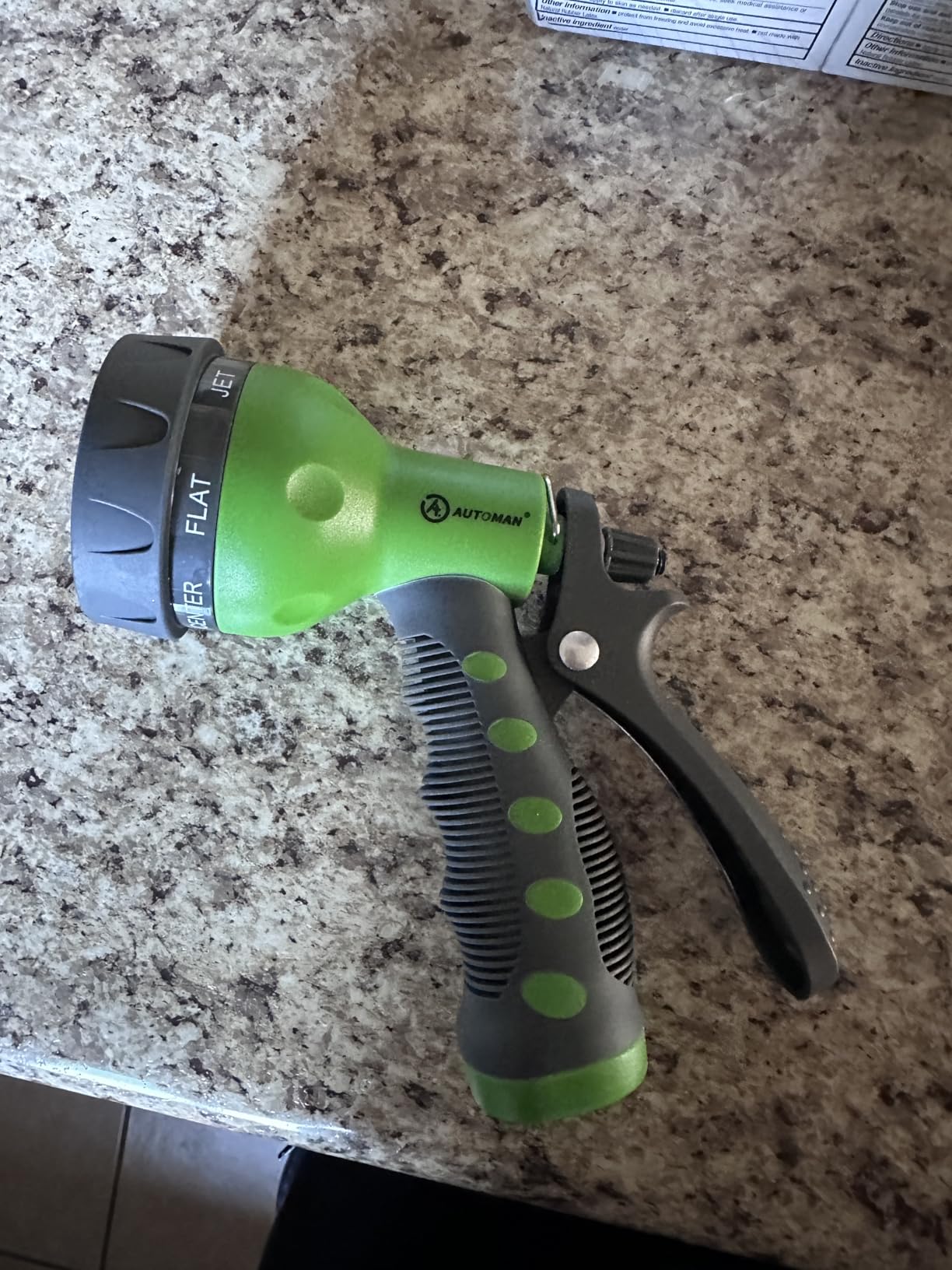 AUTOMAN Garden Hose Nozzle, Water Hose Sprayer Nozzle with 7 Adjustable Watering Patterns, Slip Resistant for Watering Plants, Lawn& Garden, Washing Cars, Cleaning, Showering Pets & Outdoor Fun. customer photo 2