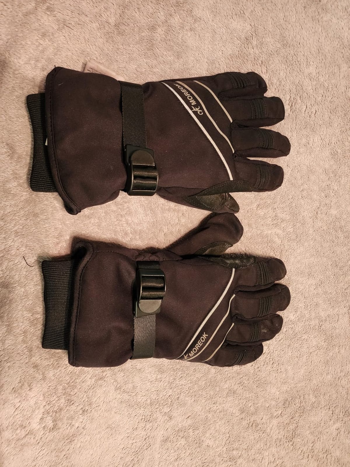 MOREOK Waterproof & Windproof -30°F Winter Gloves for Men/Women, 3M Thinsulate Thermal Gloves Touch Screen Warm Gloves for Skiing,Cycling,Motorcycle,Running customer photo 2