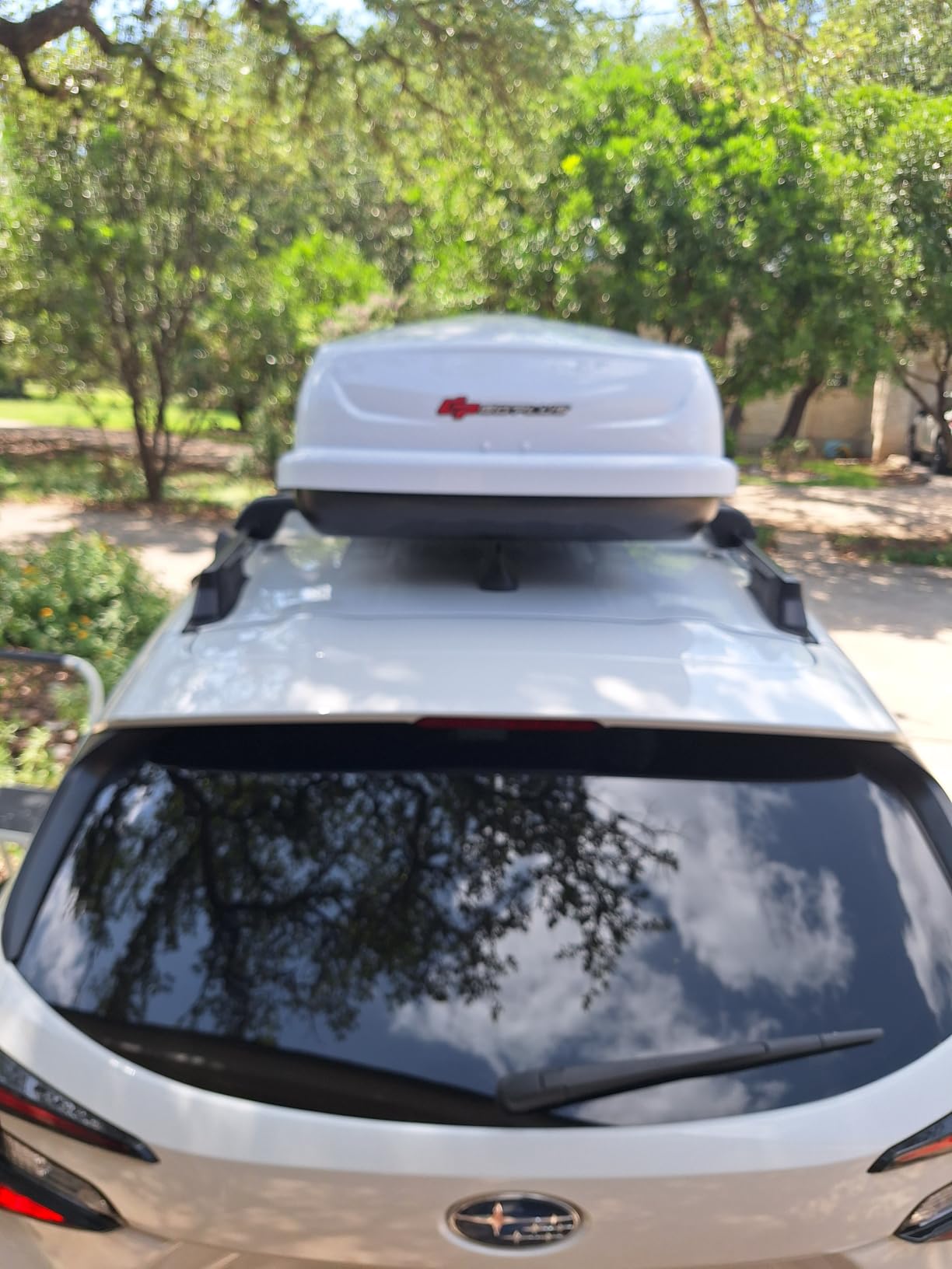Goplus Rooftop Cargo Carrier Hard Shell, 14 Cubic Feet Waterproof Car Roof Cargo Carrier w/Dual Side Opening, Security Key, 165LBS Capacity, for 17” to 22.8” Wide Crossbar Rack, Vehicle Cargo Box customer photo 1
