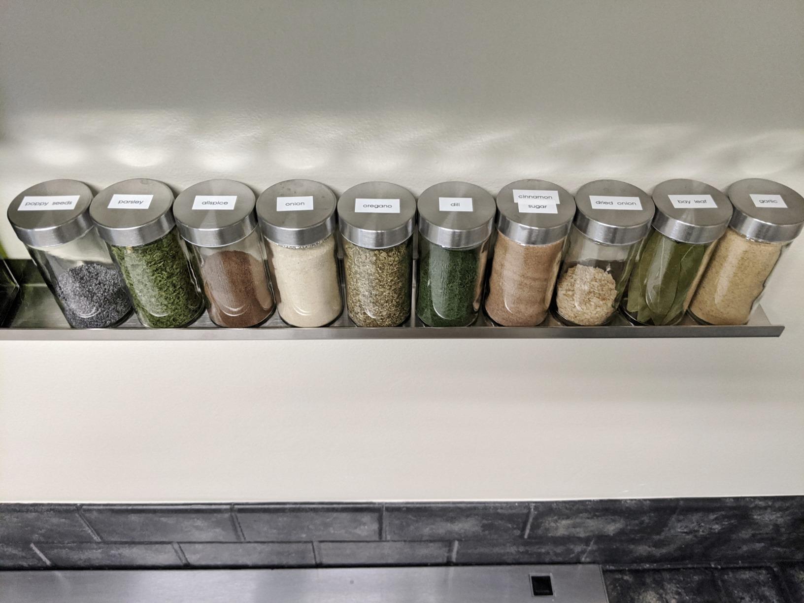 Kamenstein Clear Reusable 3 Oz Jars With Stainless Steel Shaker Lids, And Twist-On Caps For Airtight Seals 12 Pk customer photo 1