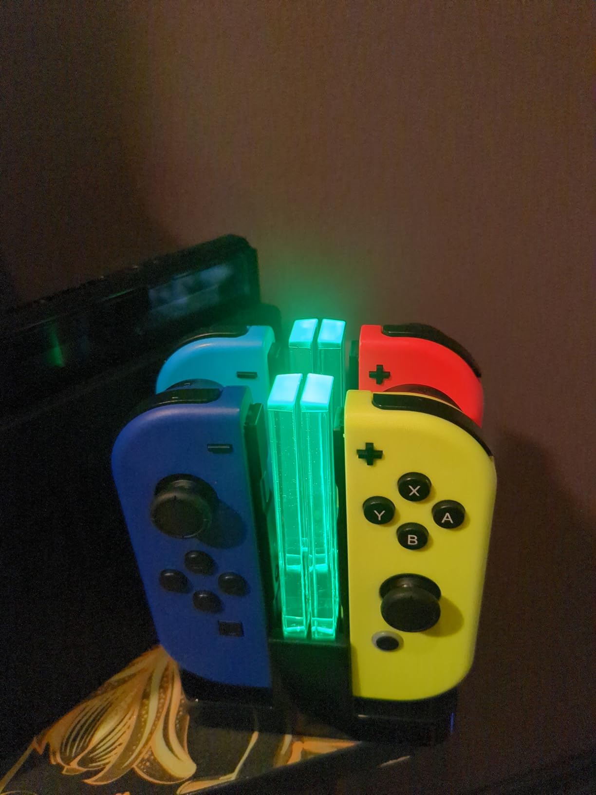 FASTSNAIL Switch Controller Charging Dock for Nintendo Switch for JoyCons customer photo 1