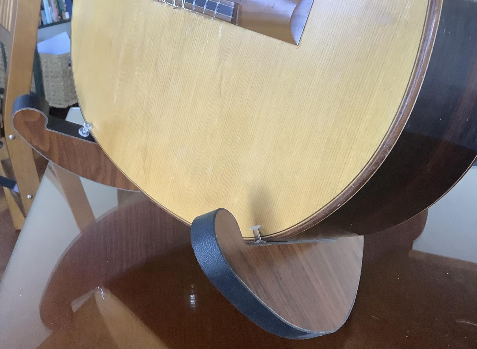 CAHAYA Guitar Stand Wooden Floor Portable Folding Guitar Holder X-Frame customer photo 2