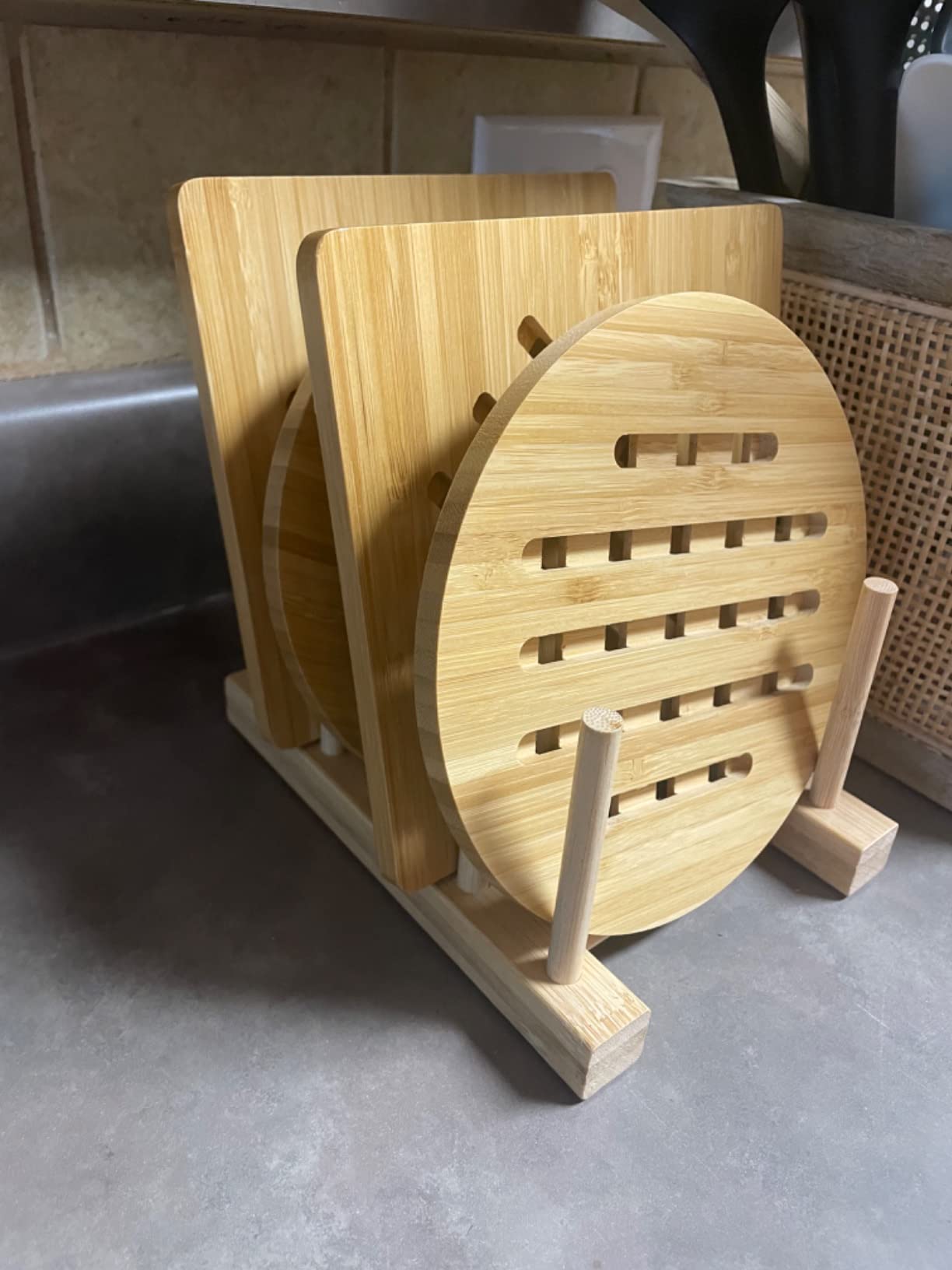 Bamboo Trivet Kitchen Bamboo Hot Pads Trivet Natural Bamboo Trivet Mat Set for Hot Dishes/Pot/Bowl/Teapot/Hot Pot Holders 2 Square 2 Roundness 1 Storage Rack customer photo 1