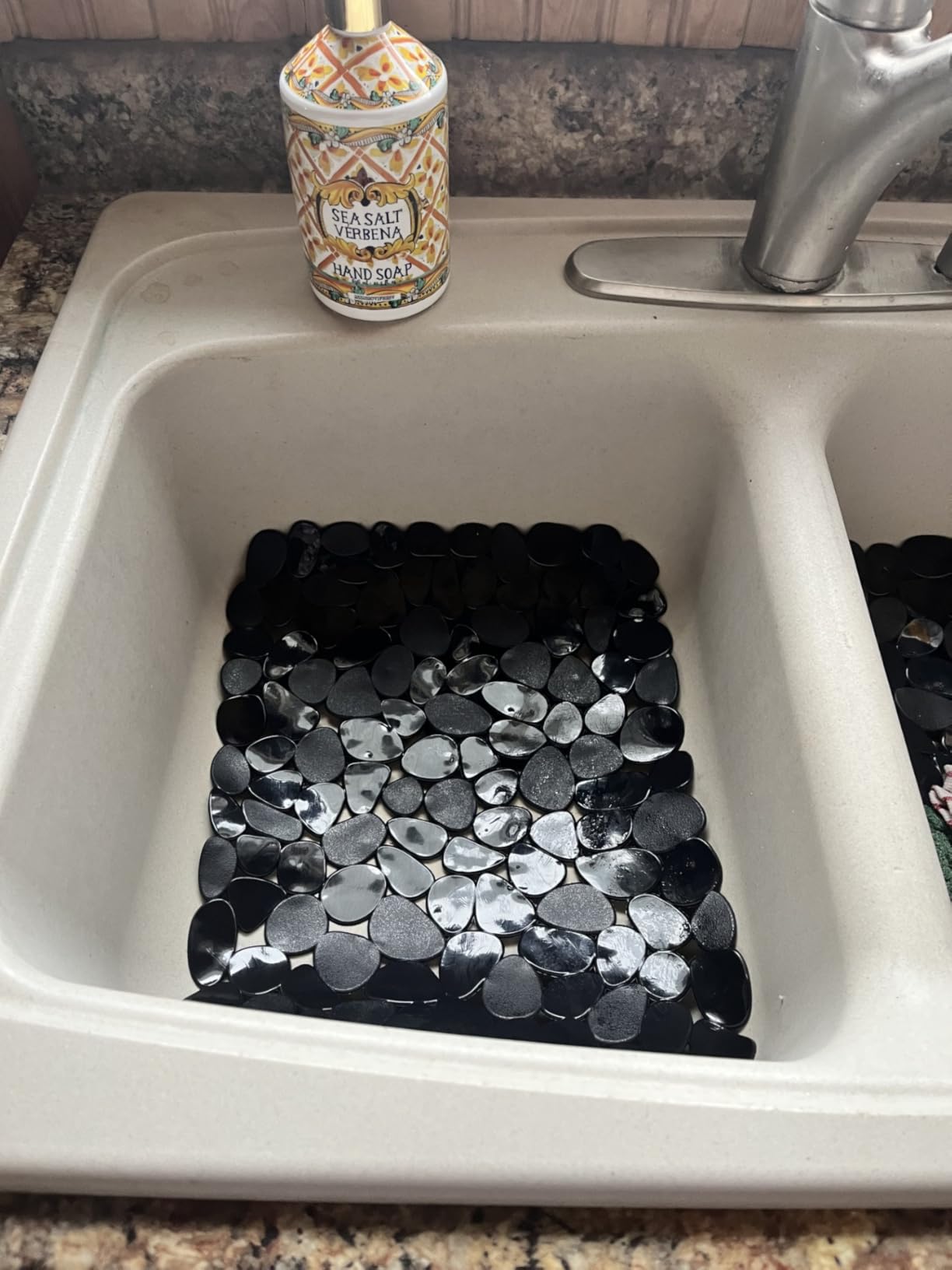 Yolife Pebble Kitchen Sink Mats, PVC Sink Protectors Mat for Bottom of stainless steel, Dish Drying Mats for Kitchen Counter (Black,2 Pack) customer photo 1