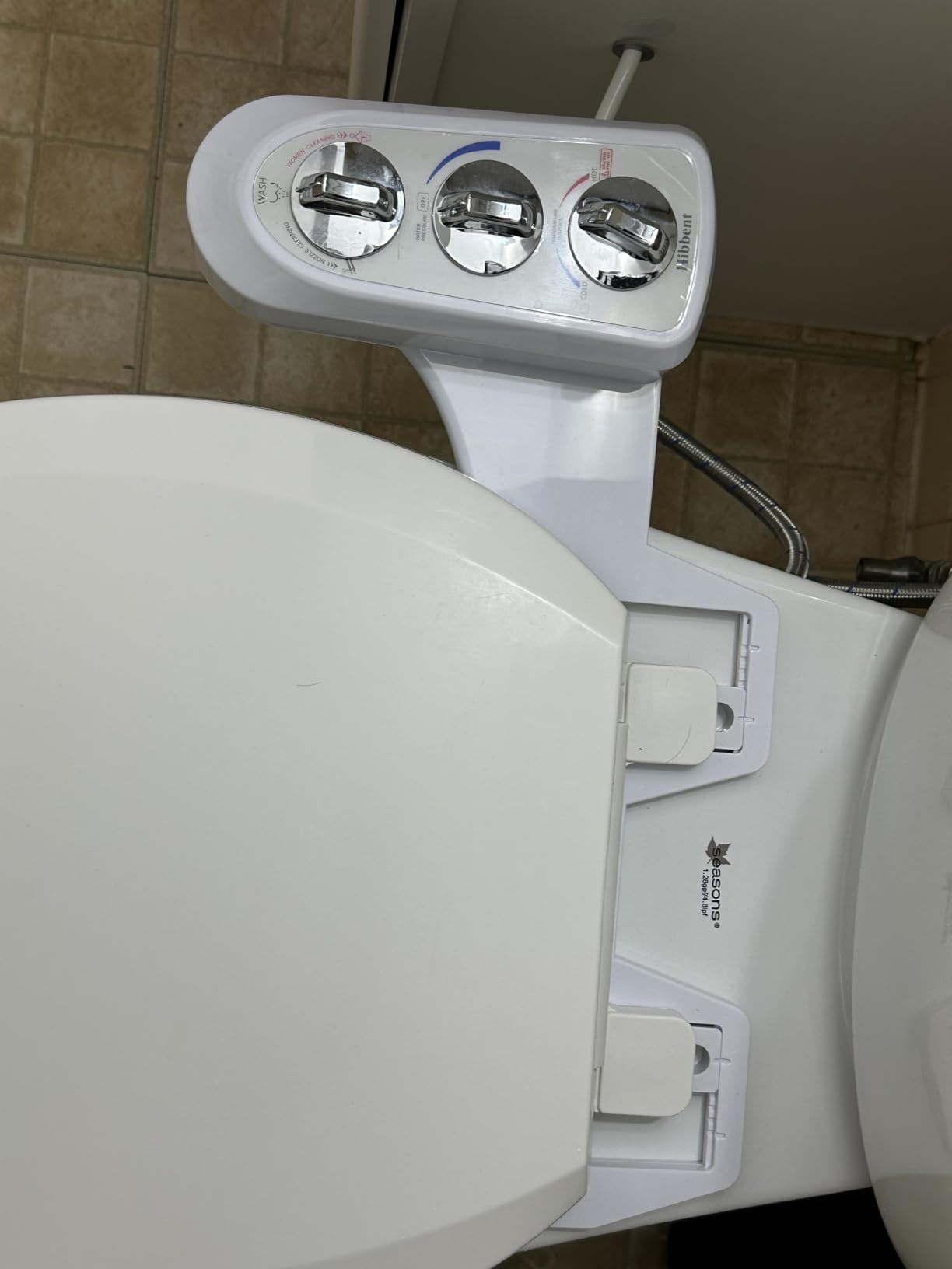 Hibbent Bidet Attachment, Hot & Cold Water Spray Bidet Toilet Seat, White customer photo 1