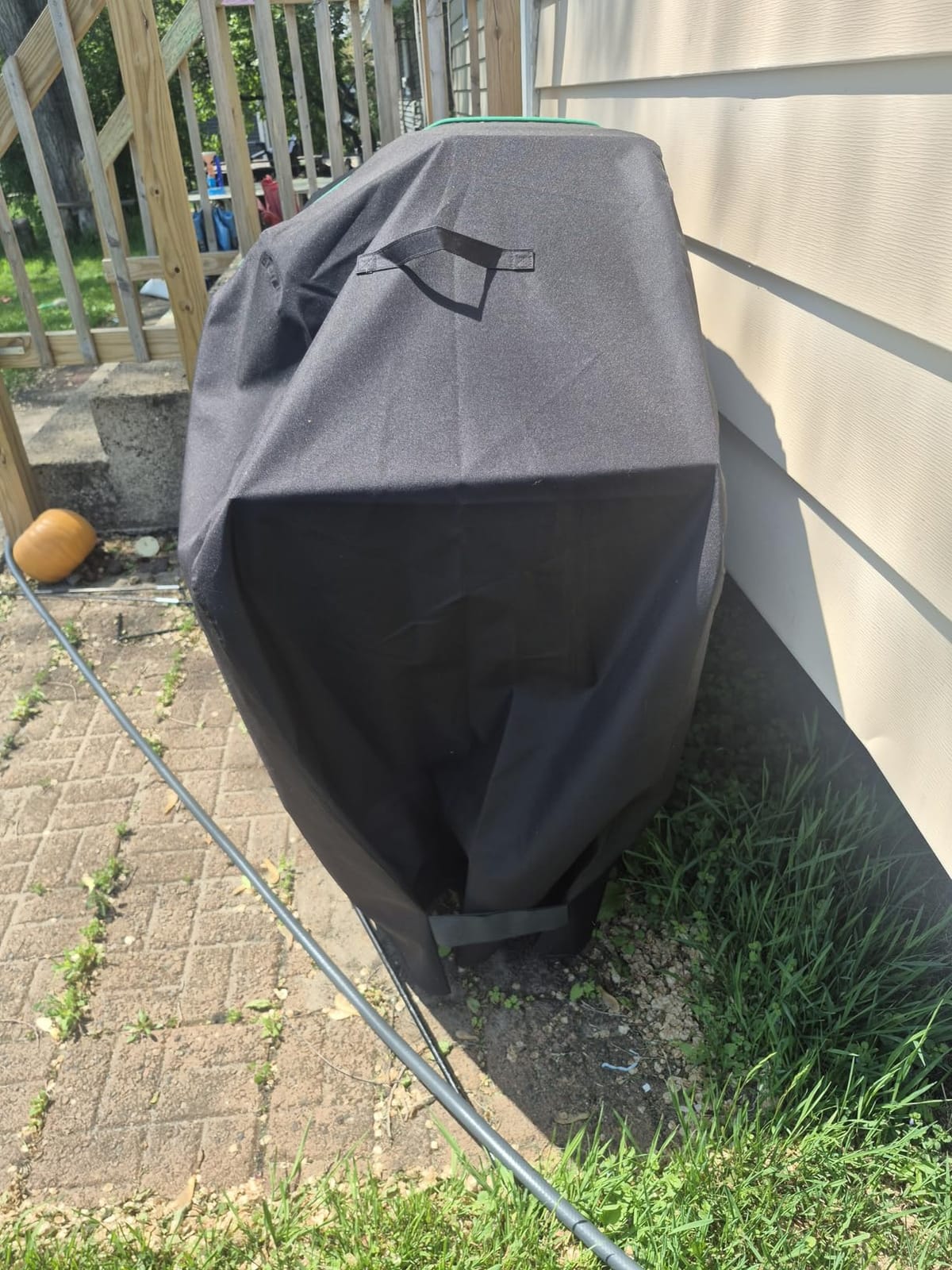Simple Houseware 55 in. Heavy-Duty BBQ Gas Grill Cover, Waterproof | 600D Polyester, Fits 3-4 Burner, Weather-Resistant customer photo 1