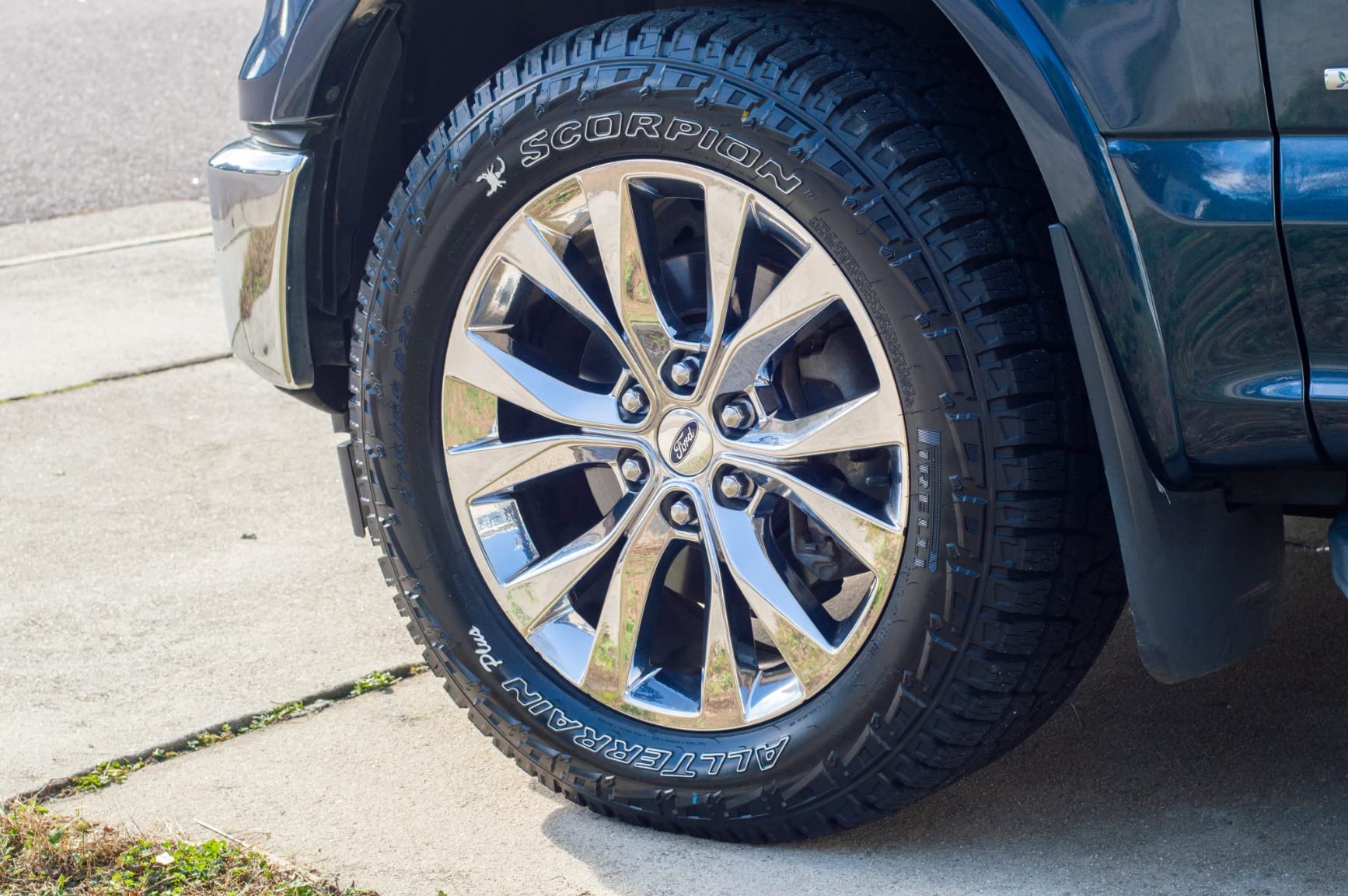 Pirelli Scorpion All Terrain Plus 225/65R17 102H Light Truck Tire customer photo 2