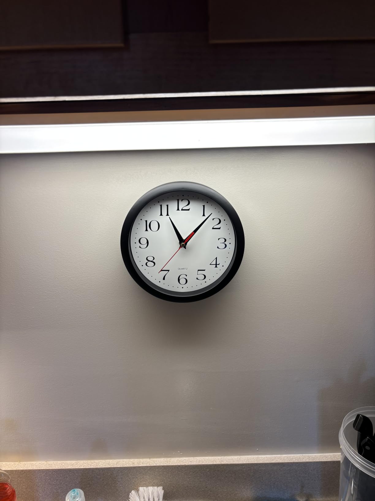 Bernhard Products Black Wall Clock, Large 13-Inch Silent Non Ticking Quartz Battery Operated Round Easy to Read Classroom/Home/School/Office Clock customer photo 1