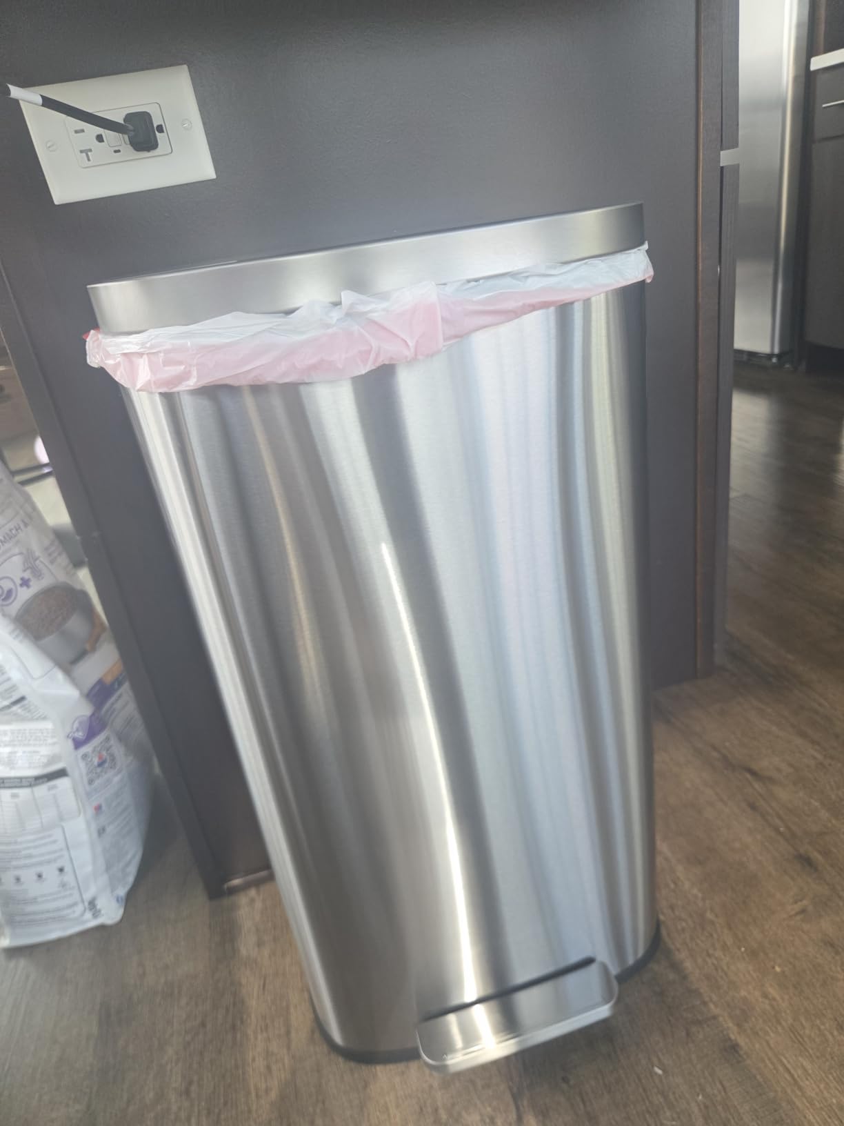 Amazon Basics LARGE Trash Can, 13.2 Gallon (50L), Smudge Resistant Rectangular Bin with Soft-Close Lid, Step Foot Pedal, Removable Inner Bucket, Brushed Stainless Steel, Satin Nickel Finish customer photo 2