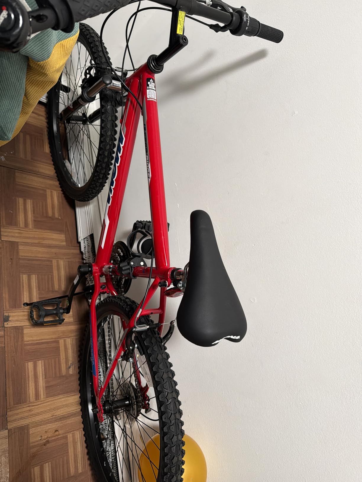 Dynacraft Magna Echo Ridge Mountain Bike - Rugged and Durable Design, Perfect for Teens and Adults Learning to Ride, Sturdy and Easy to Assemble, Ideal for Adventurers customer photo 1