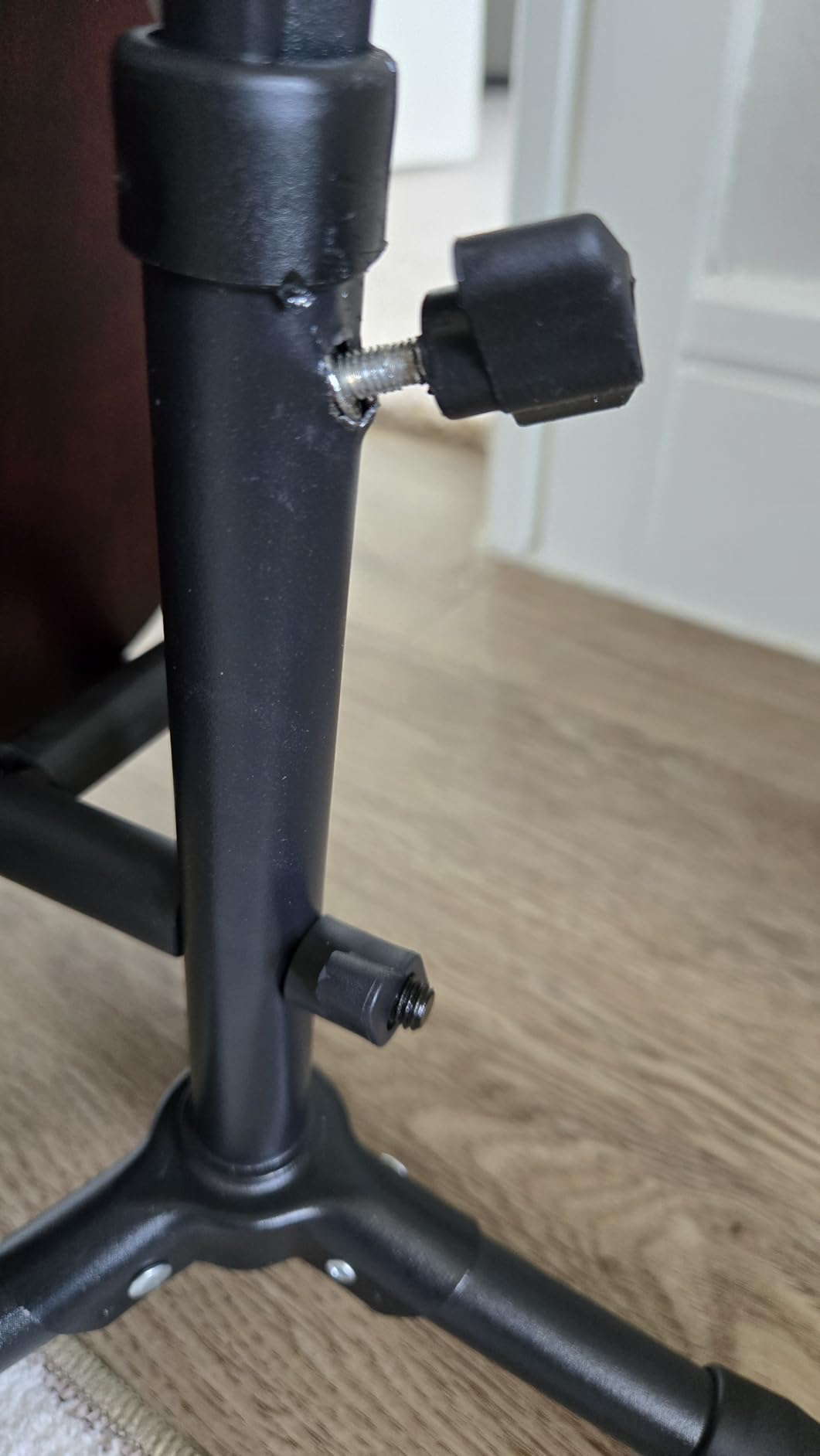GLEAM Guitar Stand - Adjustable Fit Electric, Classical Guitars and Bass, Load Capacity 20LB, Accessories, Folding Type Black (CG-4) customer photo 2