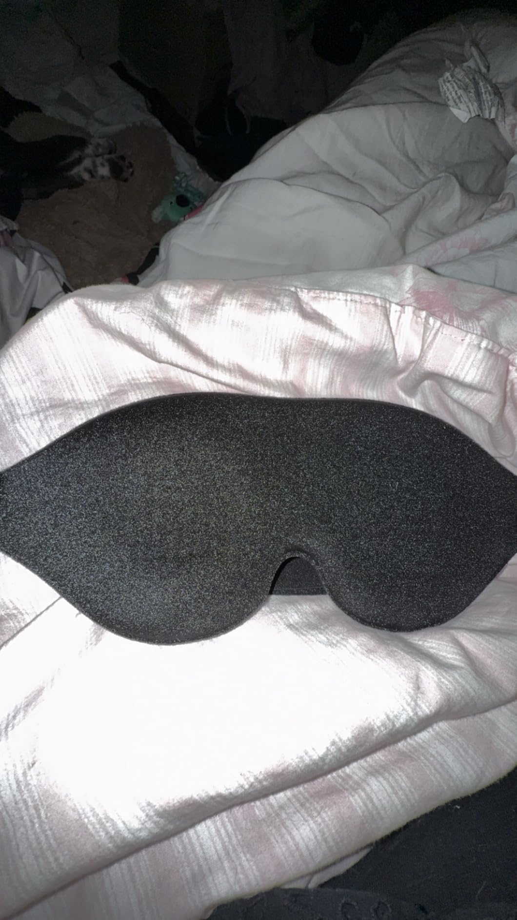 YIVIEW Sleep Mask for Side Sleeper, Light Blocking Zero Pressure Blindfold customer photo 1