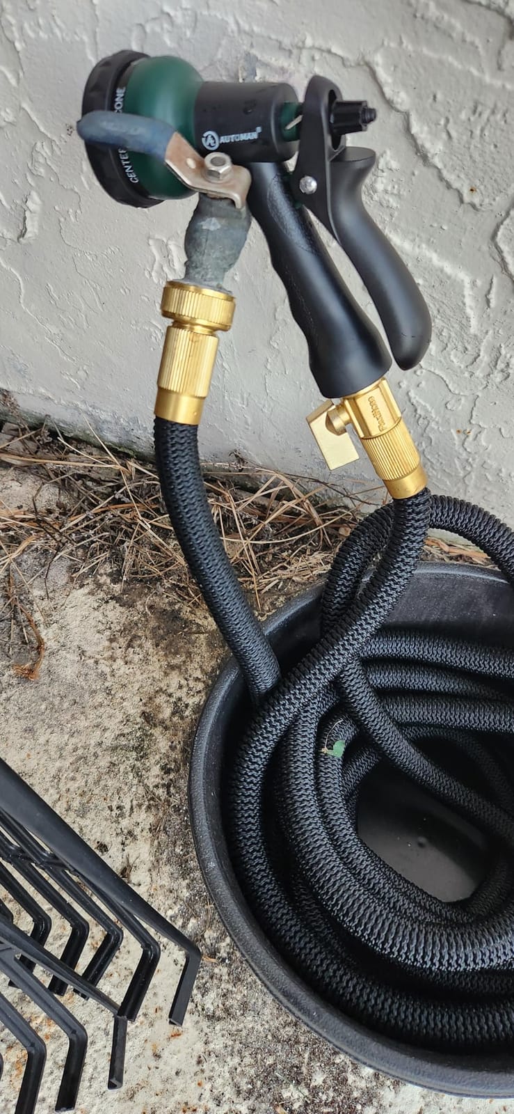 Flexi Hose Lightweight Expandable Garden Hose - Ultimate No-Kink customer photo 1