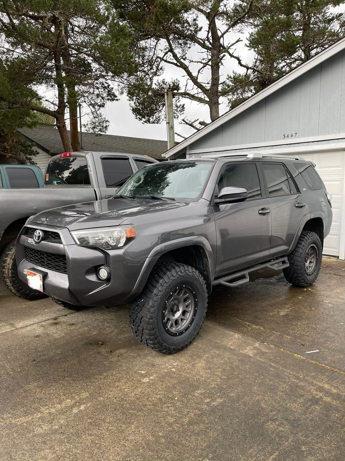 BFGoodrich Mud Terrain T/A KM3 Radial Car Tire for Light Trucks, SUVs, and Crossovers, LT255/75R17/C 111/108Q customer photo 2