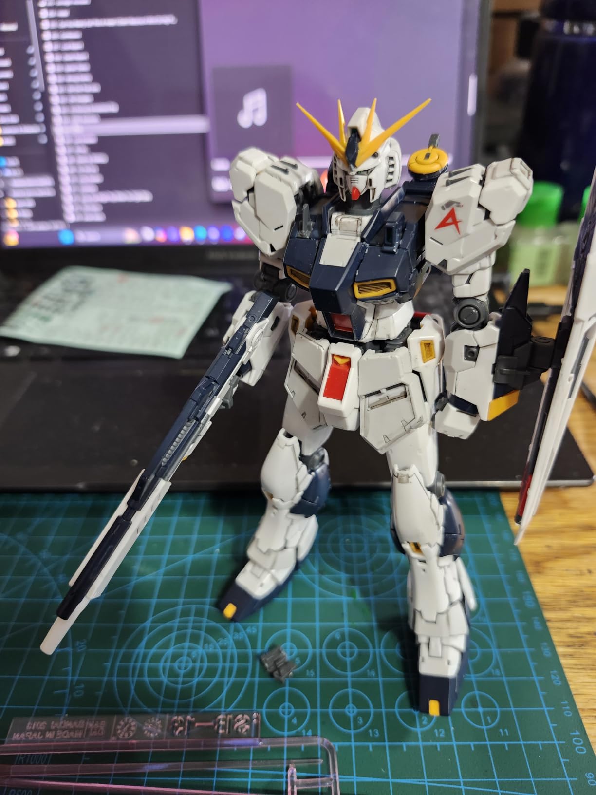 Bandai Hobby RG 1/144#32 Nu Gundam Char's Counterattack customer photo 2