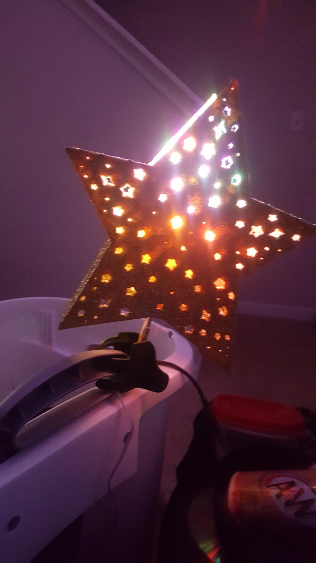 EAMBRITE 14” 40 LED Christmas Rattan Tree Topper Lighted Star Topper customer photo 2