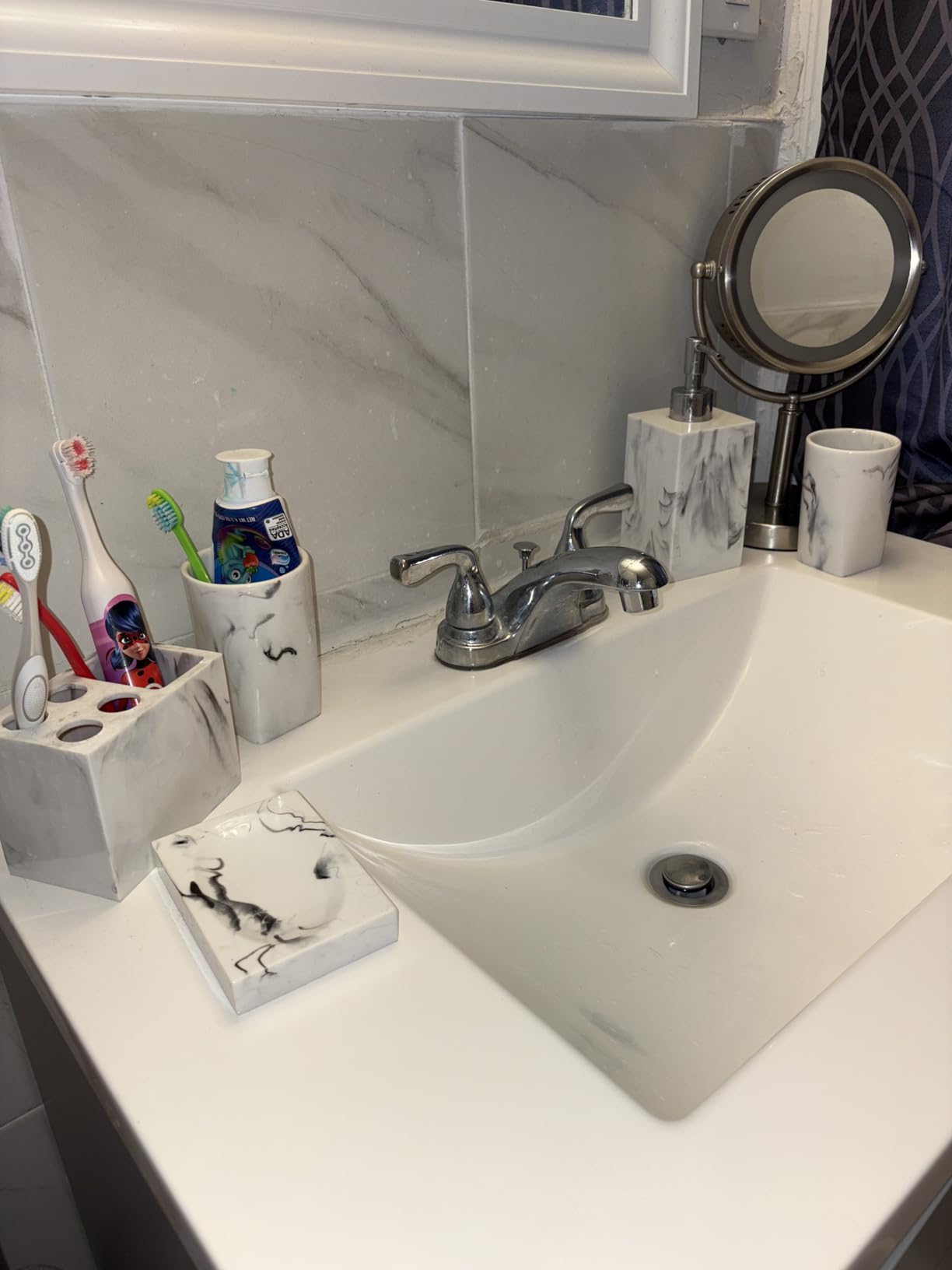 5 Piece Bathroom Accessories Set, Marble Resin Bathroom Vanity Set, Soap Dispenser, Toothbrush Holder, Soap Dish & 2 Tumblers, Bathroom Countertop Organizer Set (Ink Black) customer photo 2