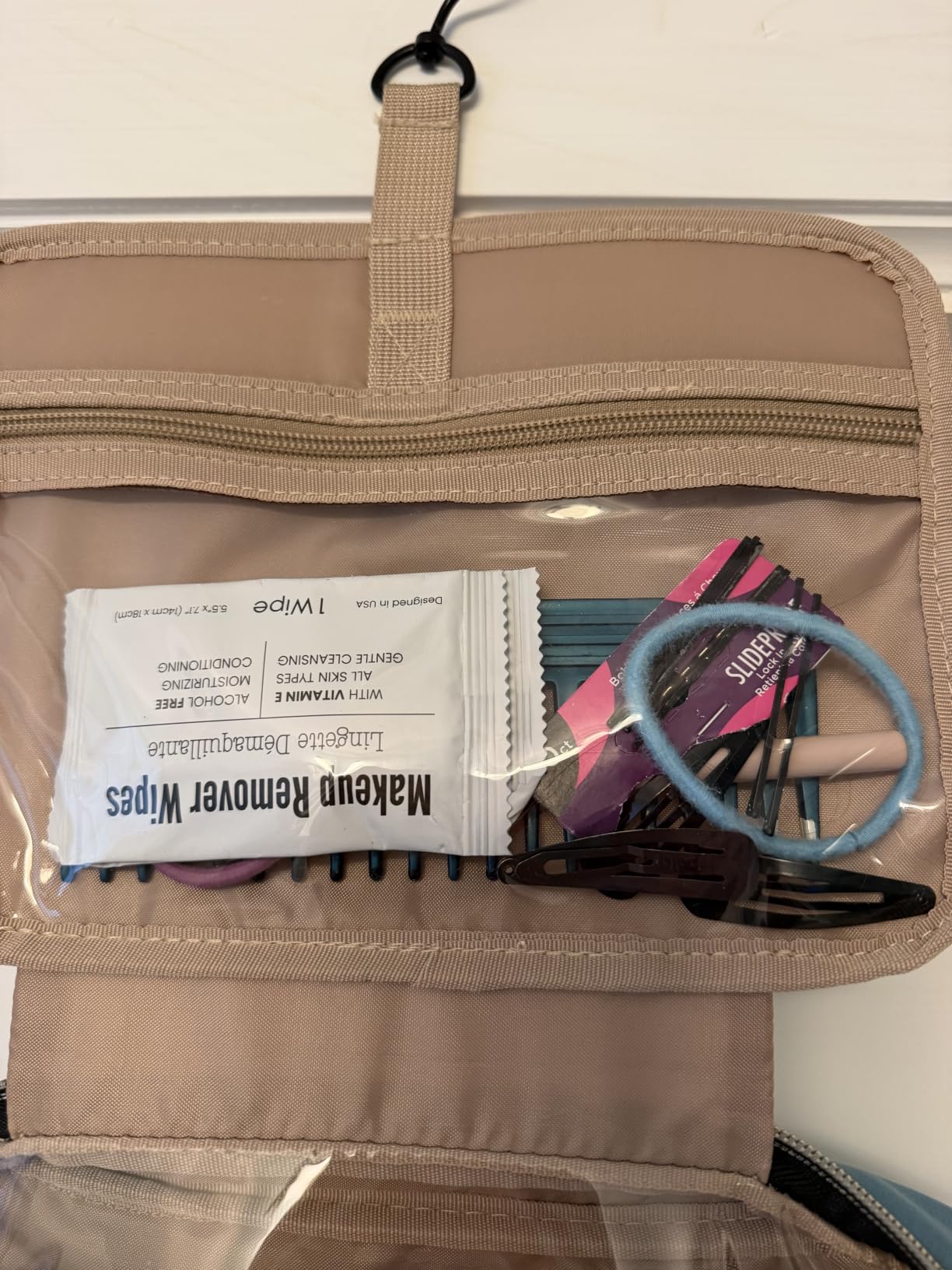 BAGSMART Toiletry Bag Travel Bag with Hanging Hook, Water-resistant Makeup Cosmetic Bag Travel Organizer for Accessories, Shampoo, Full-size Container, Toiletries (Baby Pink, Medium) customer photo 2