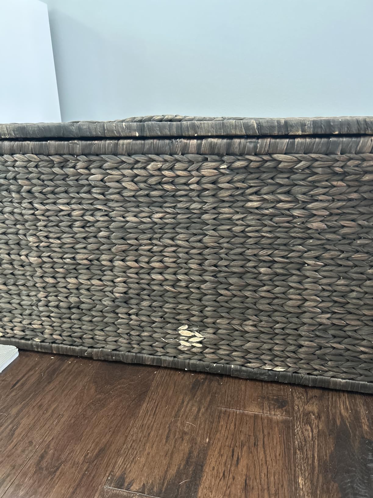 eHemco Water Hyacinth Wicker Storage Trunk, Natural, 30x17.5x17.5 Inches customer photo 1