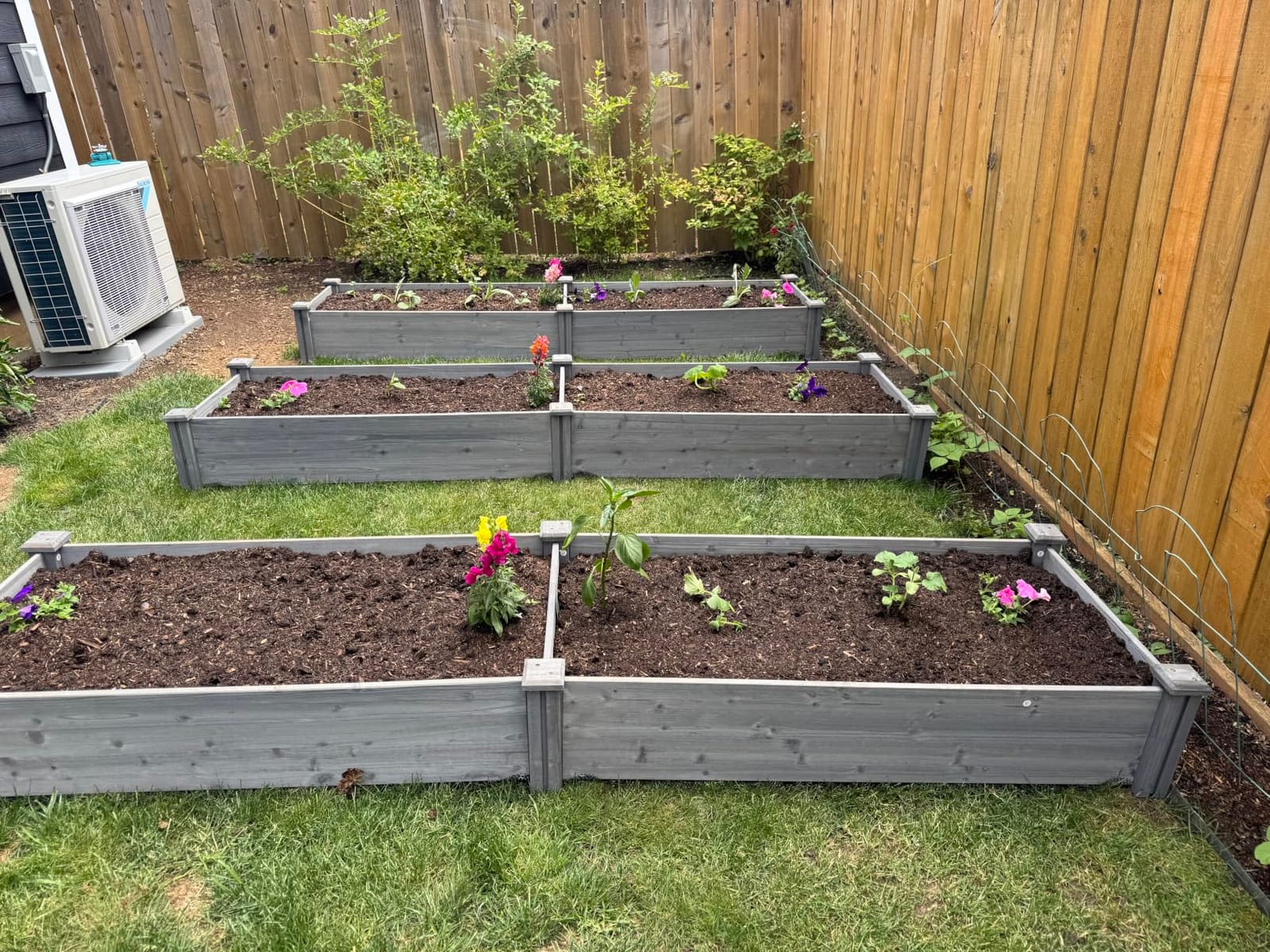 Yaheetech Raised Garden Bed Wooden Planter Box for Vegetables/Flowers, Wood customer photo 2