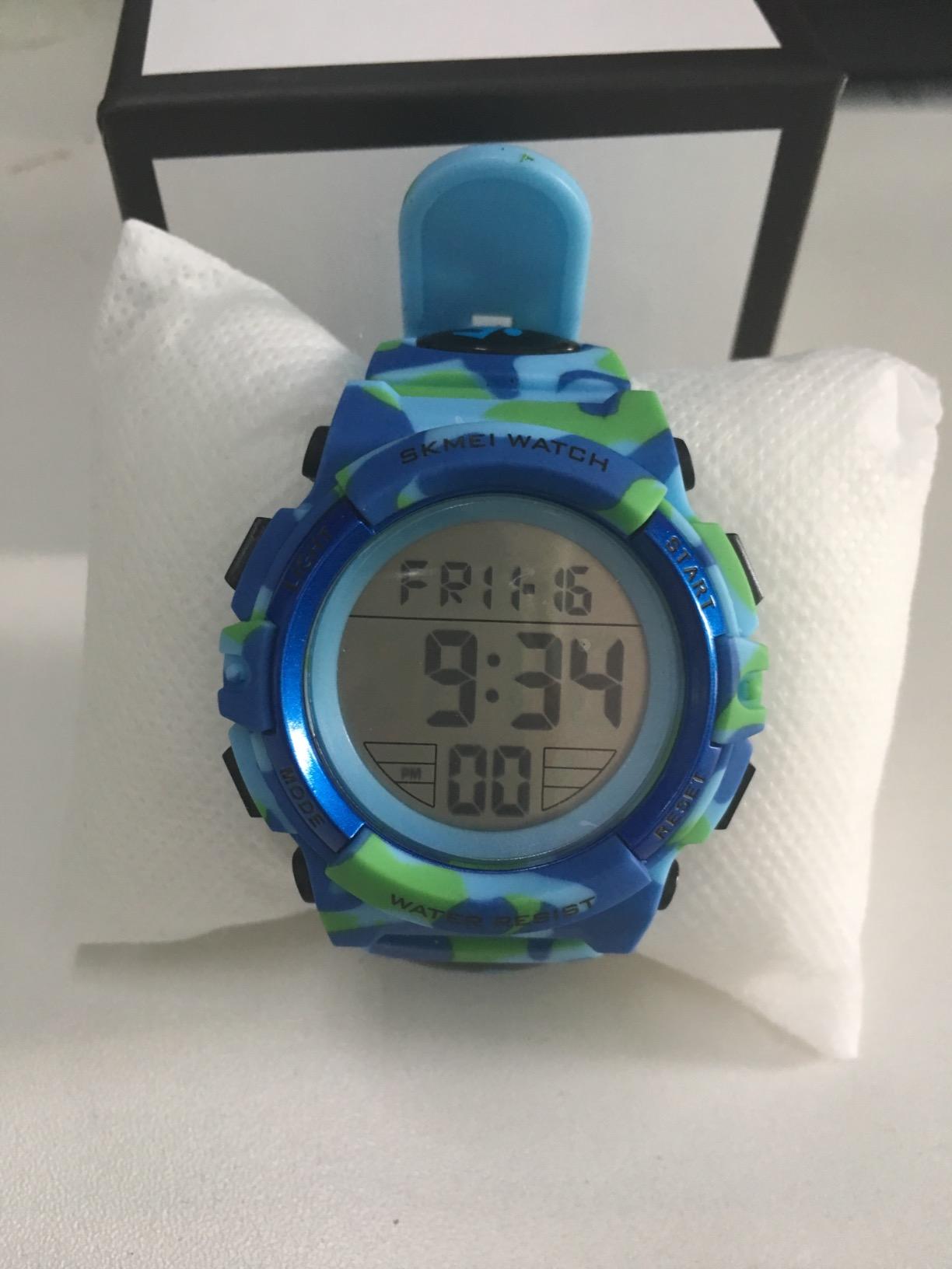 Dayllon Kids Digital Watch Boys Outdoor Sports 50M Waterproof Girls Watches Alarm Clock 12/24 H Stopwatch Calendar for Ages 3-15 Boy Girl Wristwatch Kids Gift customer photo 2