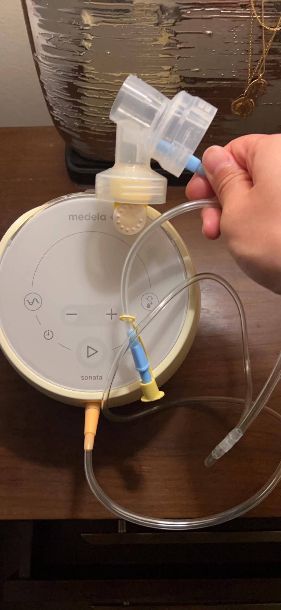 Medela Sonata Smart Electric Breast Pump | Hospital Grade customer photo 1