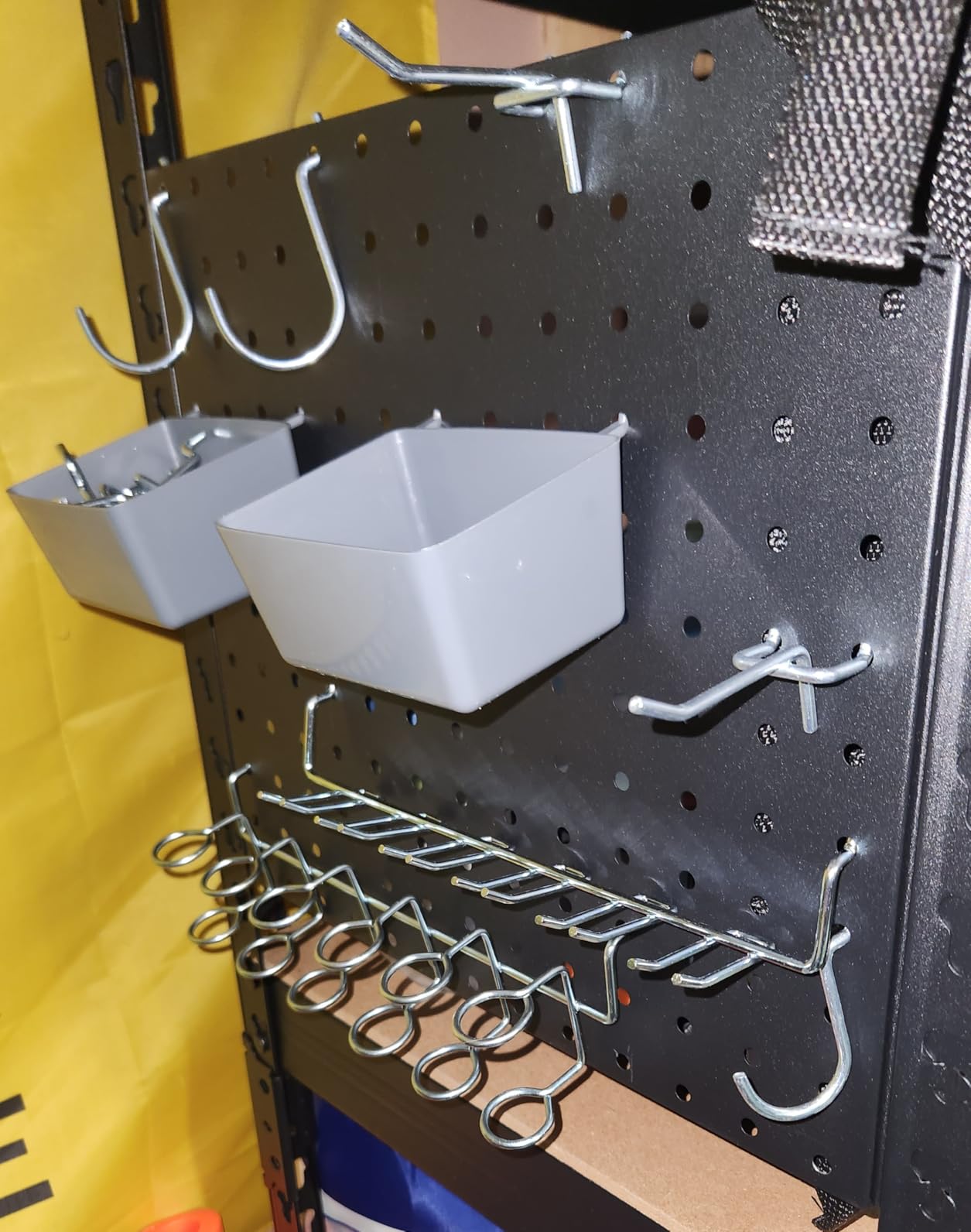 114 pcs Pegboard Hooks Kit Pegboard J Hook Accessories with Pegboard Bins Pegs customer photo 1