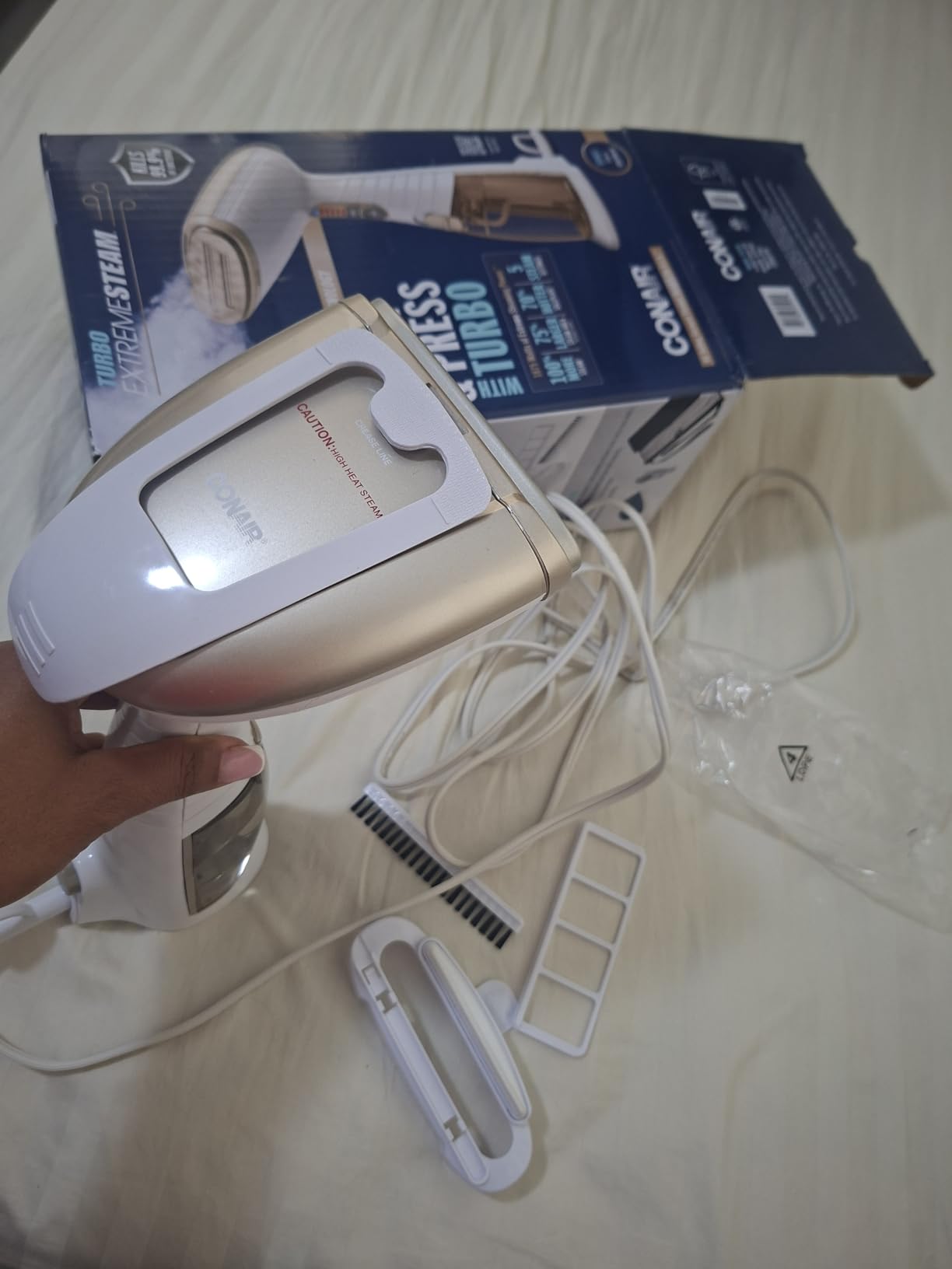 Conair Handheld Garment Steamer for Clothes, Turbo ExtremeSteam 1875W Fabric Steamer, Portable Handheld Design, Strong Penetrating Steam, White/Champagne customer photo 2