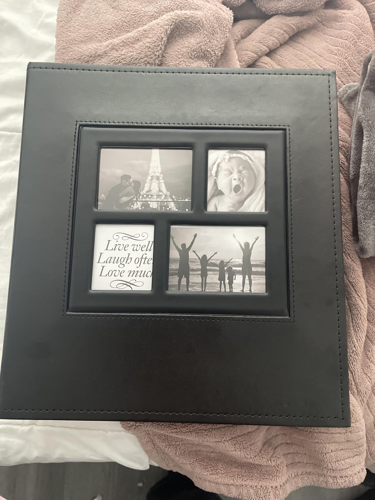 Ywlake Photo Album 4x6 500 Pockets Photo, Extra Large Capacity Family Wedding Picture Albums Holds 500 Horizontal and Vertical Photos Black customer photo 1
