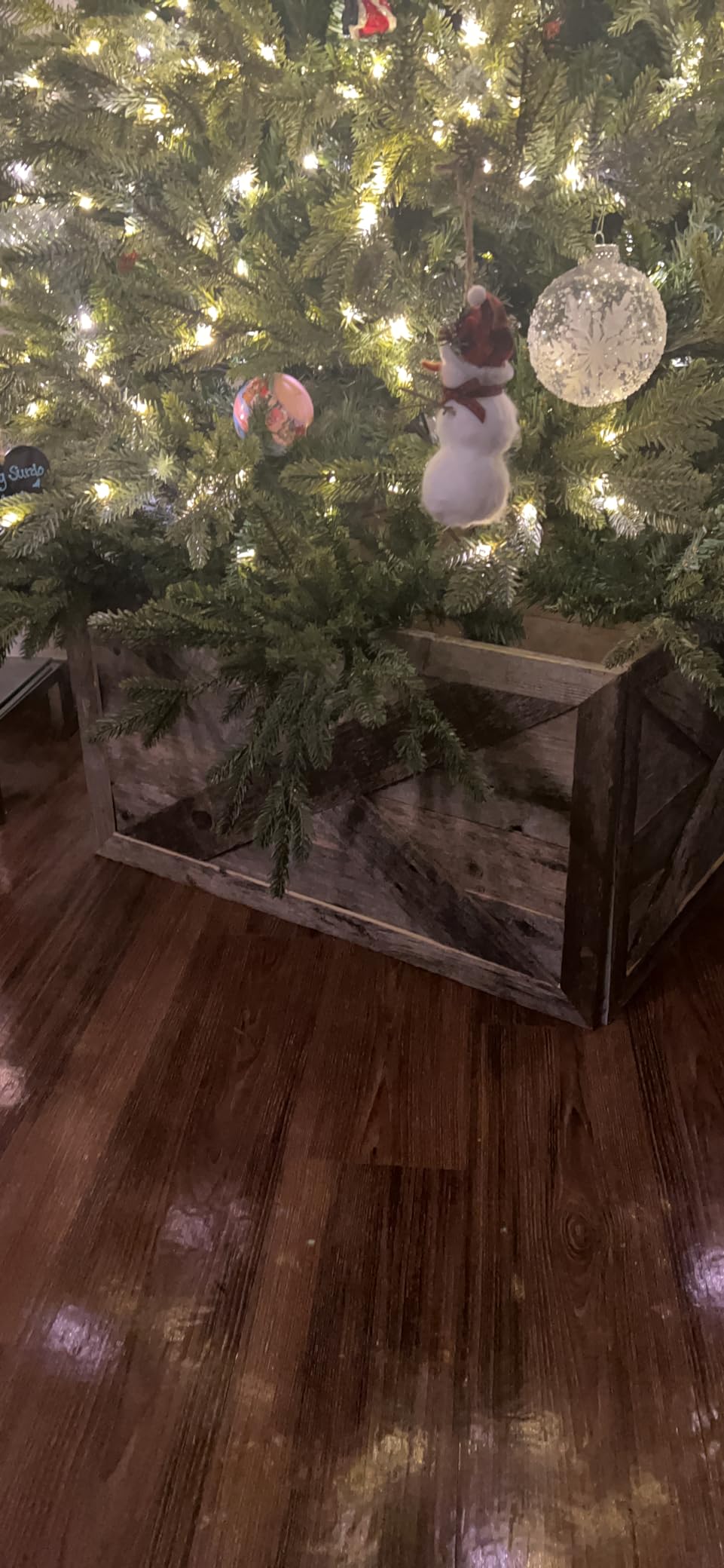 BARNWOODUSA Christmas Tree Collar or Box Made of Reclaimed Wood Rustic Skir customer photo 2