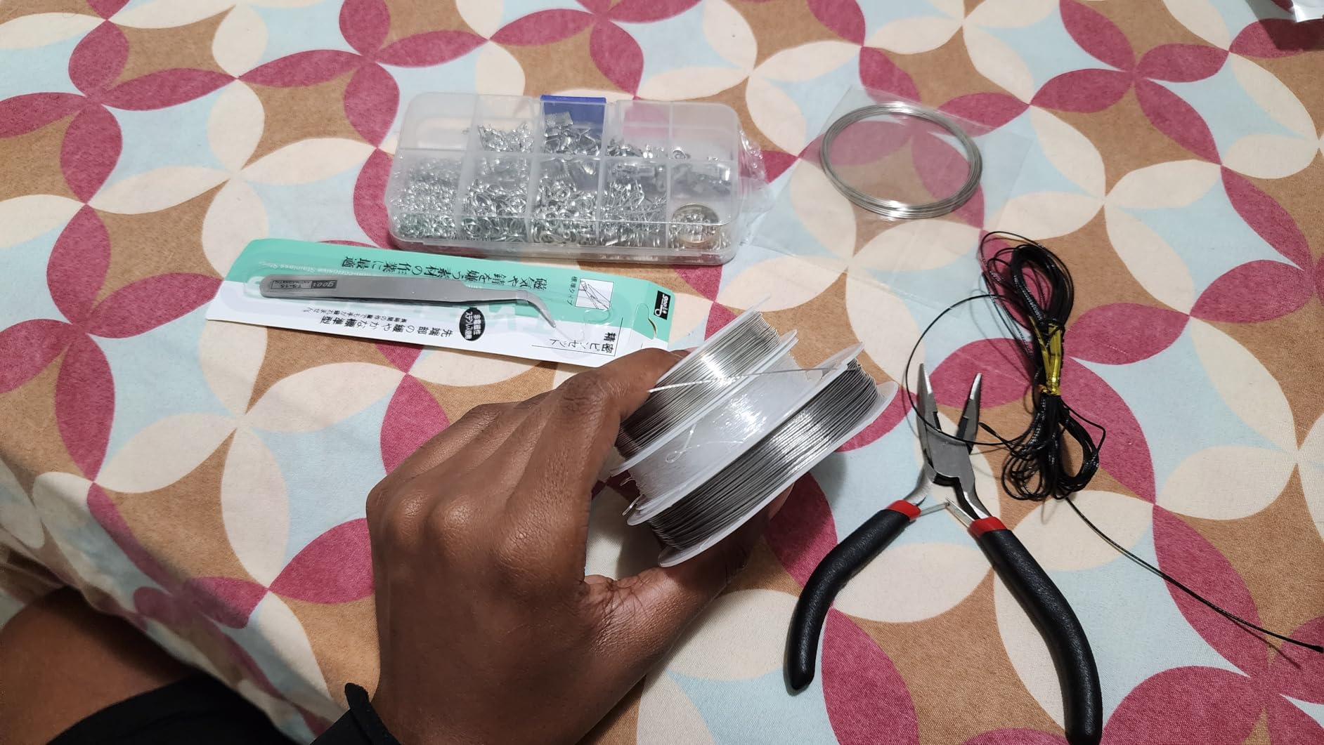 EuTengHao Jewelry Making Kit with Pliers, Wires, Jump Rings, Clasps, Cord and More for Jewelry DIY Crafts - Silver customer photo 1
