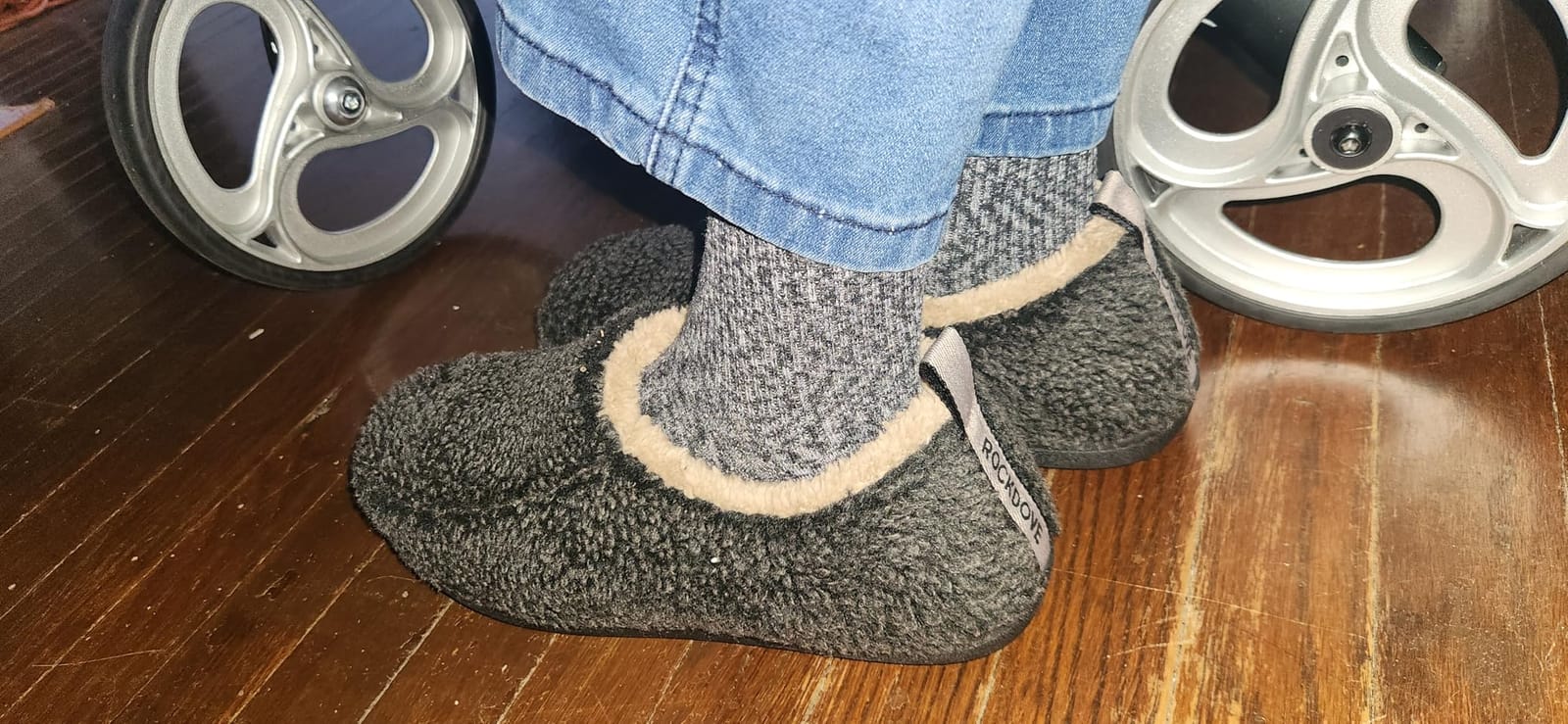 RockDove Men's Nomad Slipper with Memory Foam customer photo 2