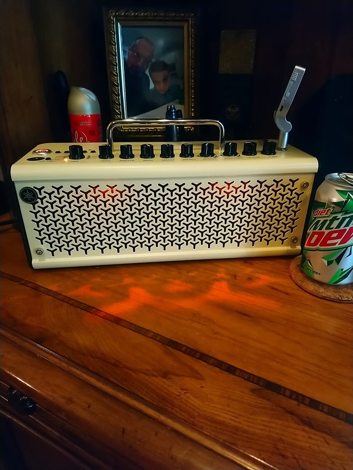 Yamaha THR10II Wired Desktop Guitar Amp, 10W customer photo 1