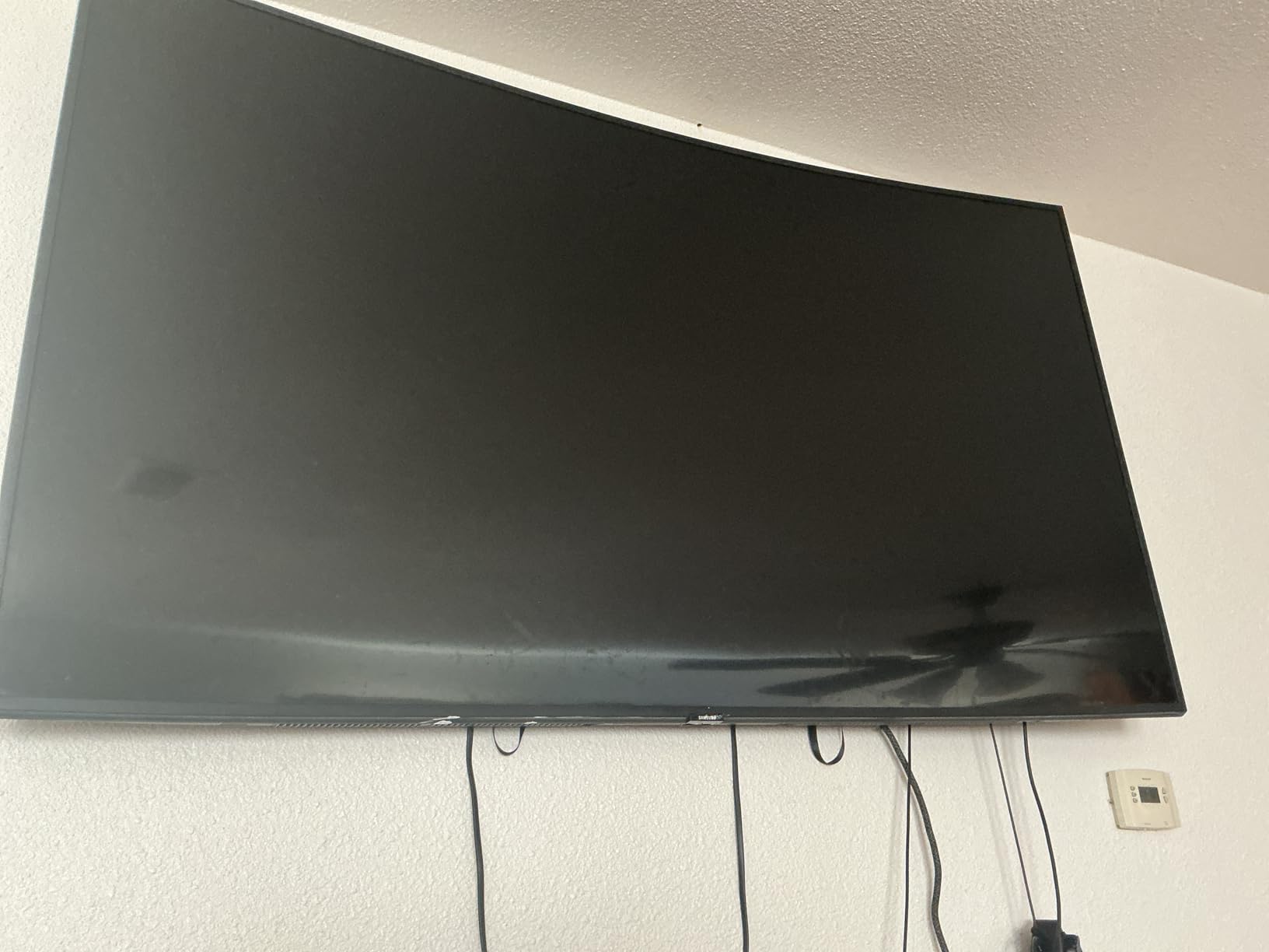 Pipishell Tilt TV Wall Mount Bracket Low Profile for Most 37-90 Inch LED LCD OLED Plasma Flat Curved TVs, Large Tilting Mount Fits 16