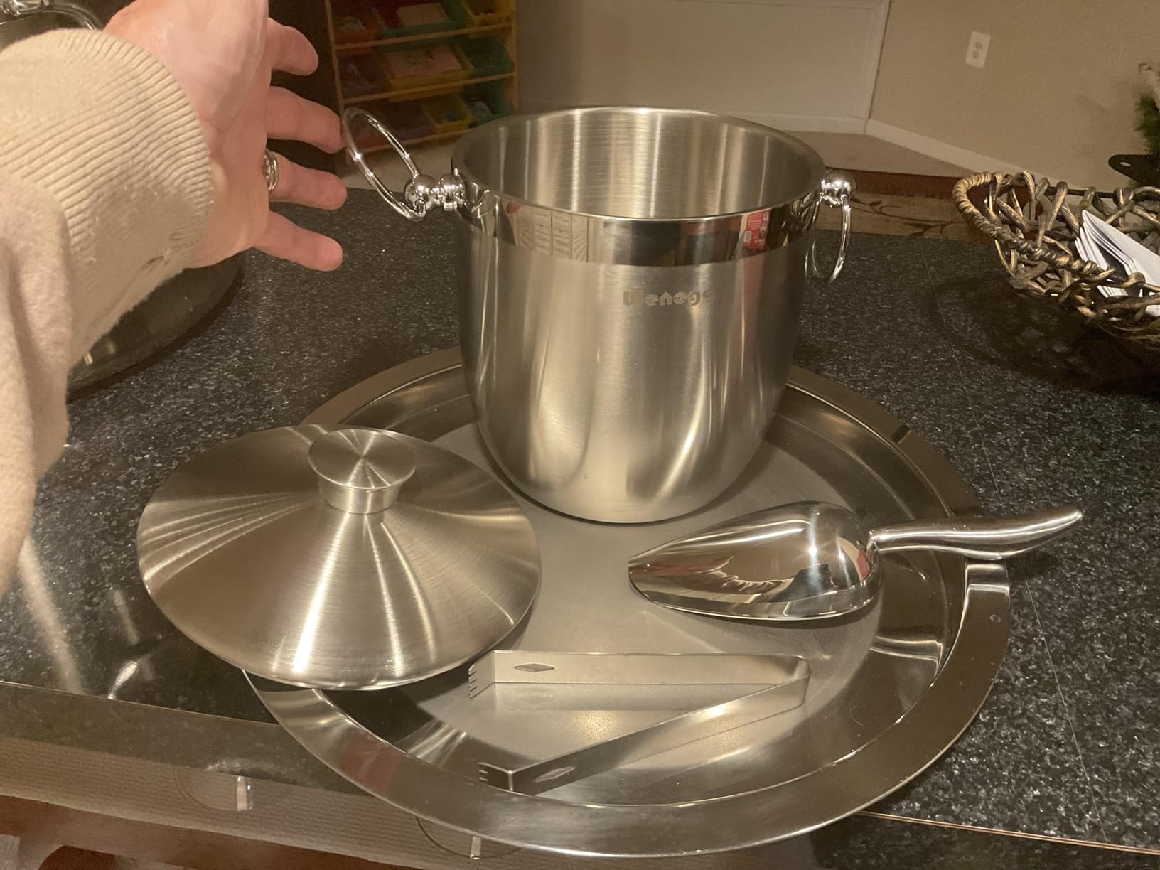 Ice Bucket with Lid, Scoop, Tongs and Strainer - Well Made Insulated Stainless Steel Keep Ice Frozen Longer - Ideal for Cocktail Bar, Parties, Chilling Wine, Champagne - 3 Liter (Stainless Steel) customer photo 1